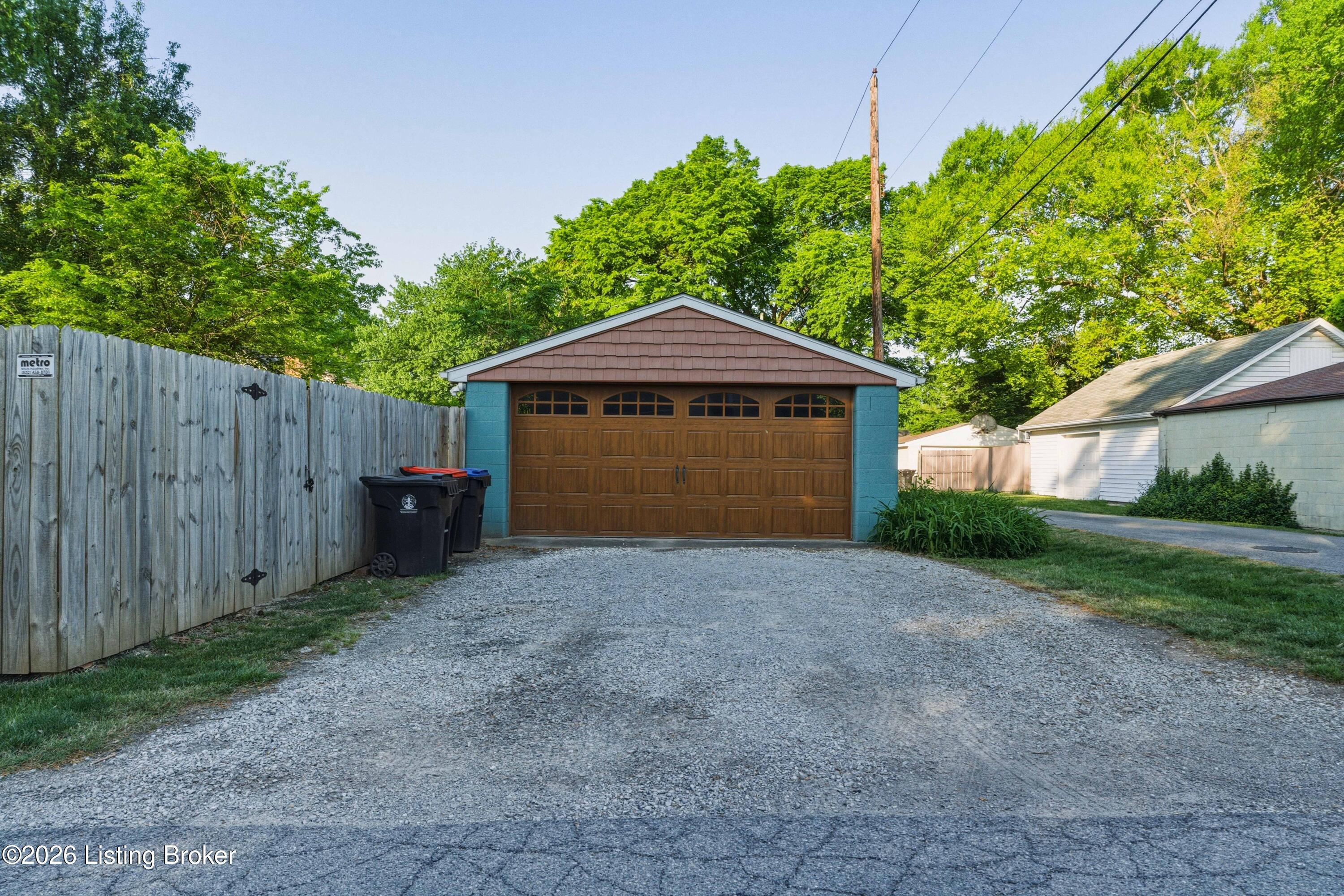 3923 Grandview Ave