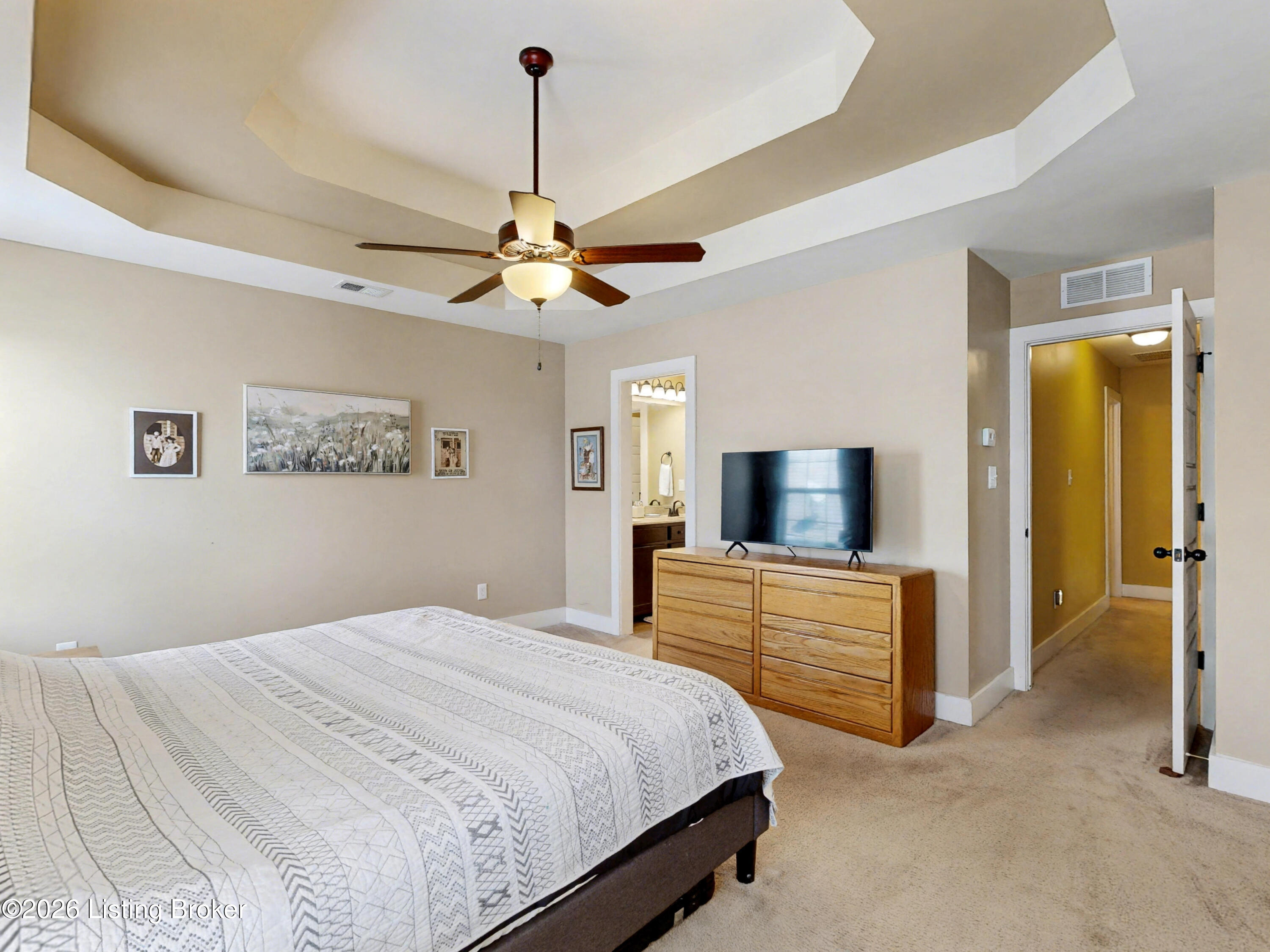 126 Washington Commons Dr