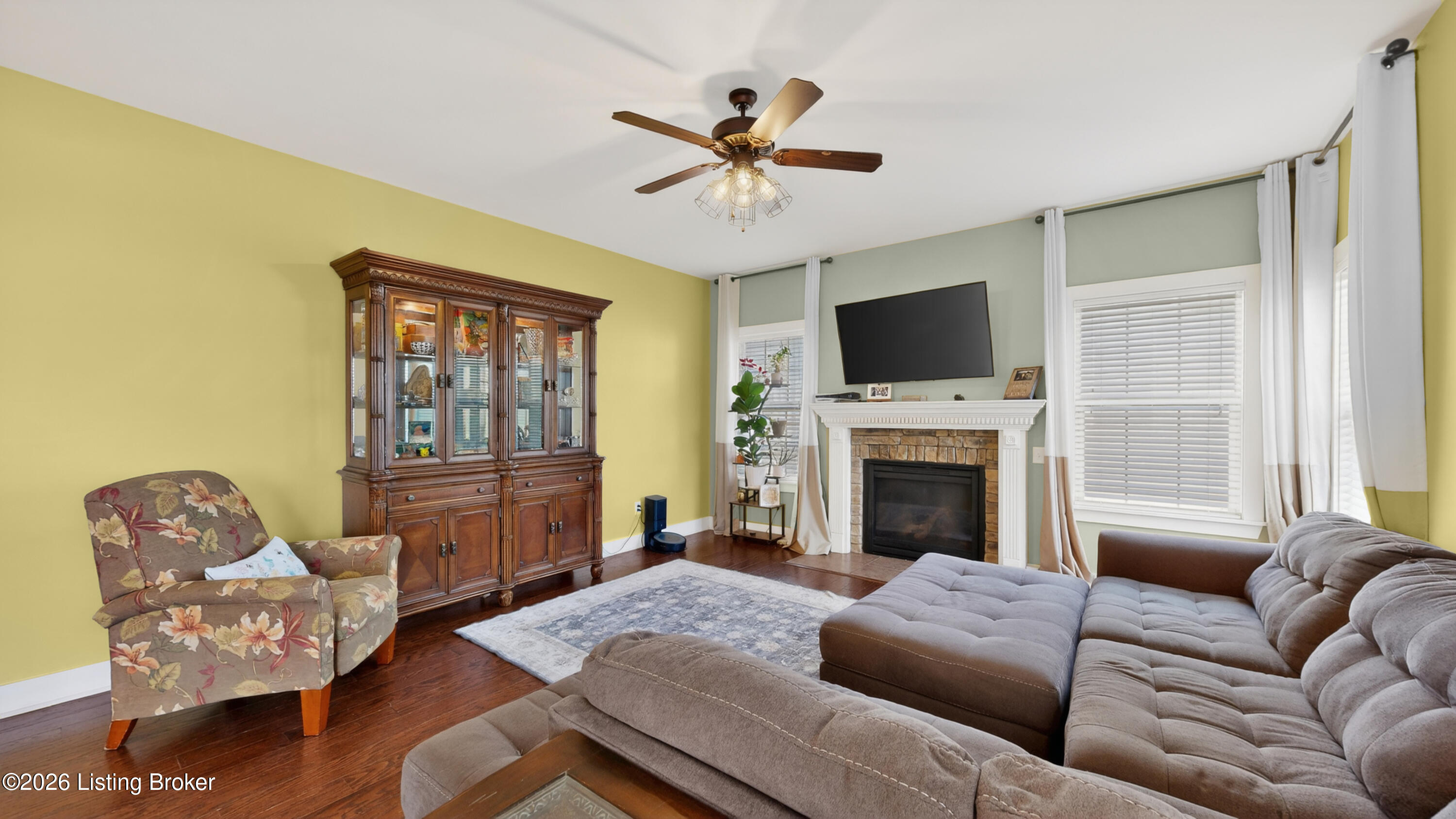 126 Washington Commons Dr