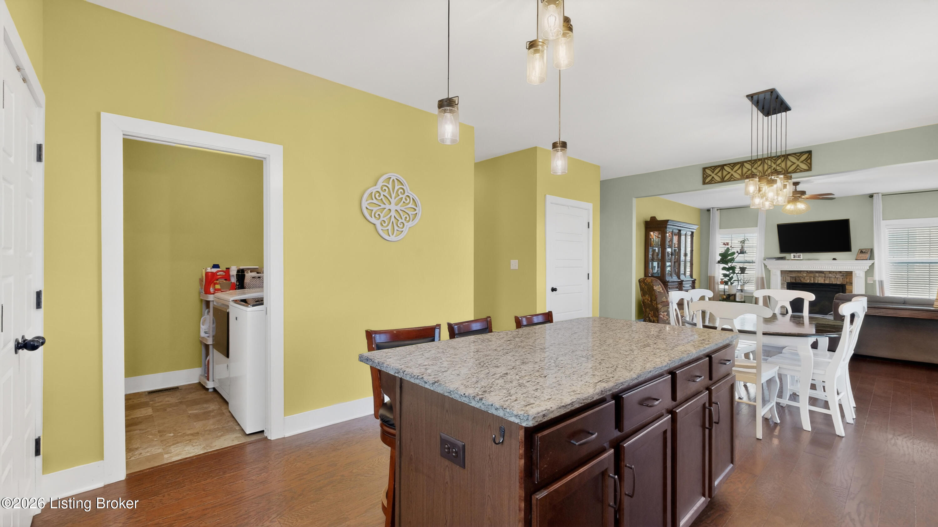 126 Washington Commons Dr
