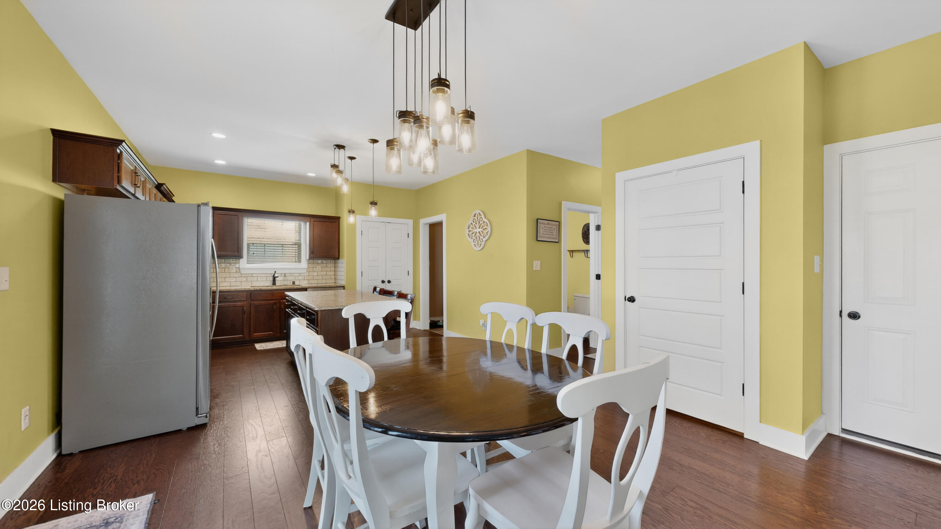 126 Washington Commons Dr