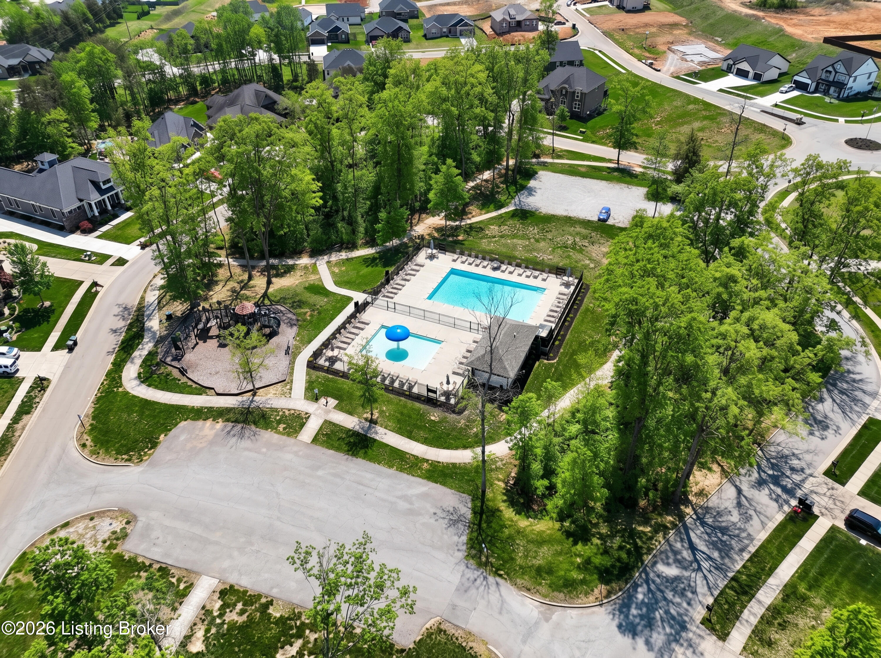 126 Washington Commons Dr