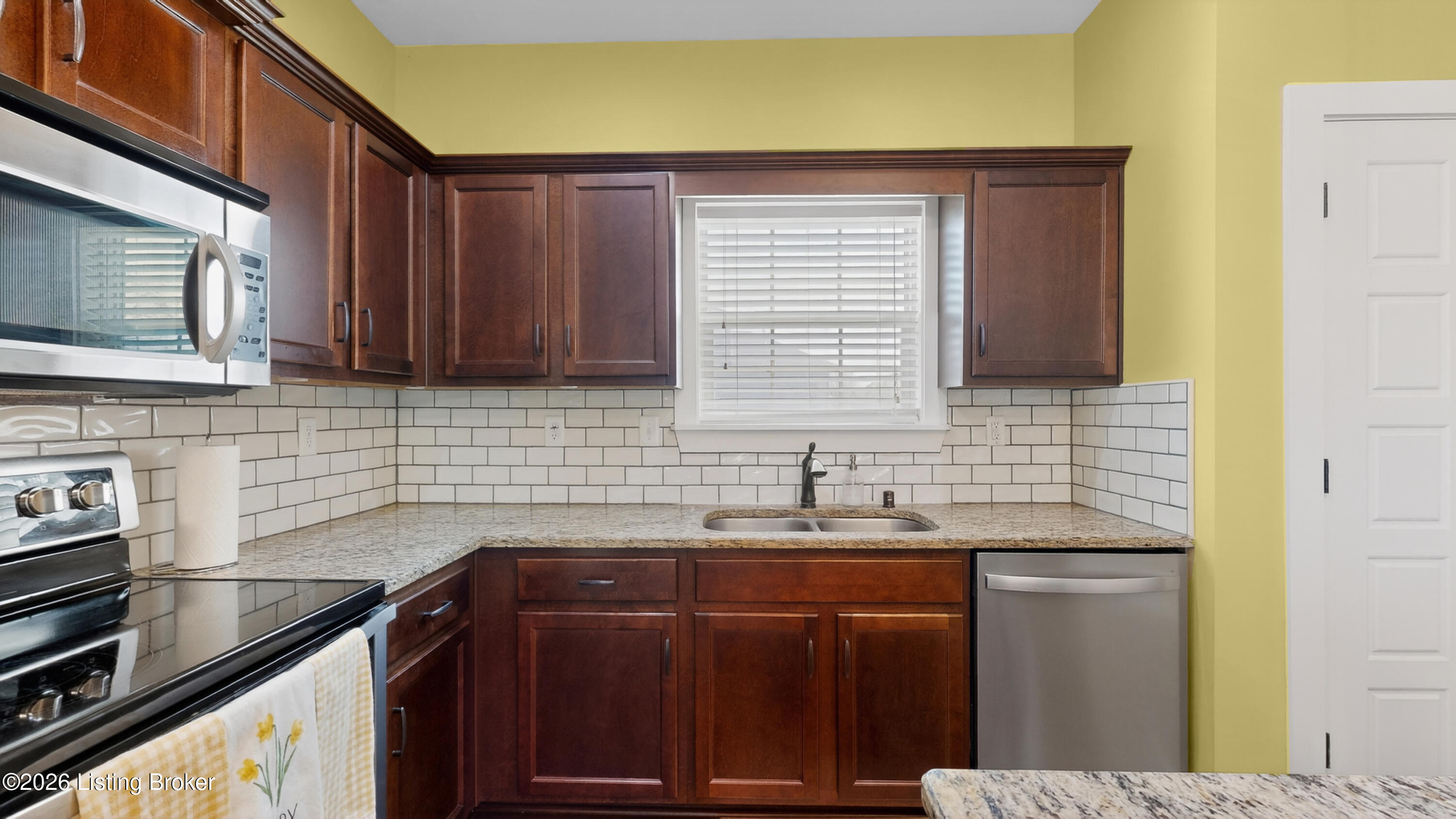 126 Washington Commons Dr