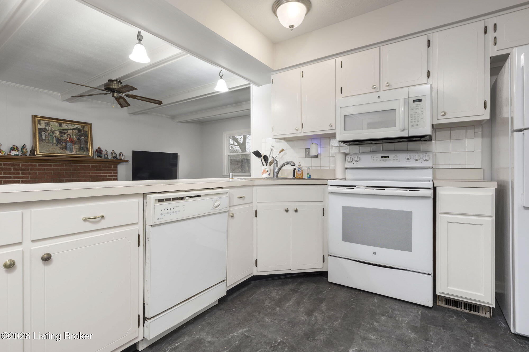 2611 Welsford Way