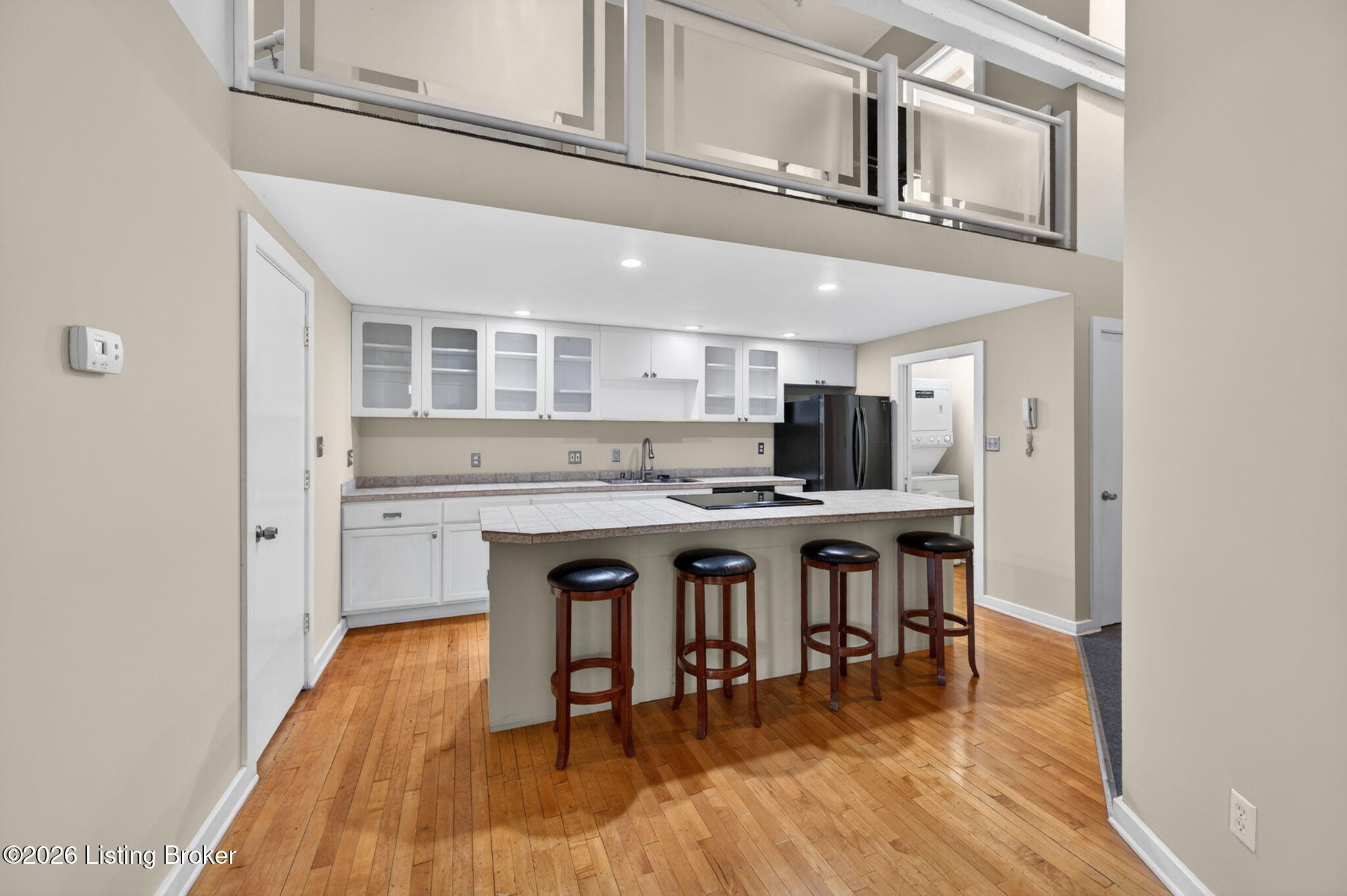 221 S Hancock St B