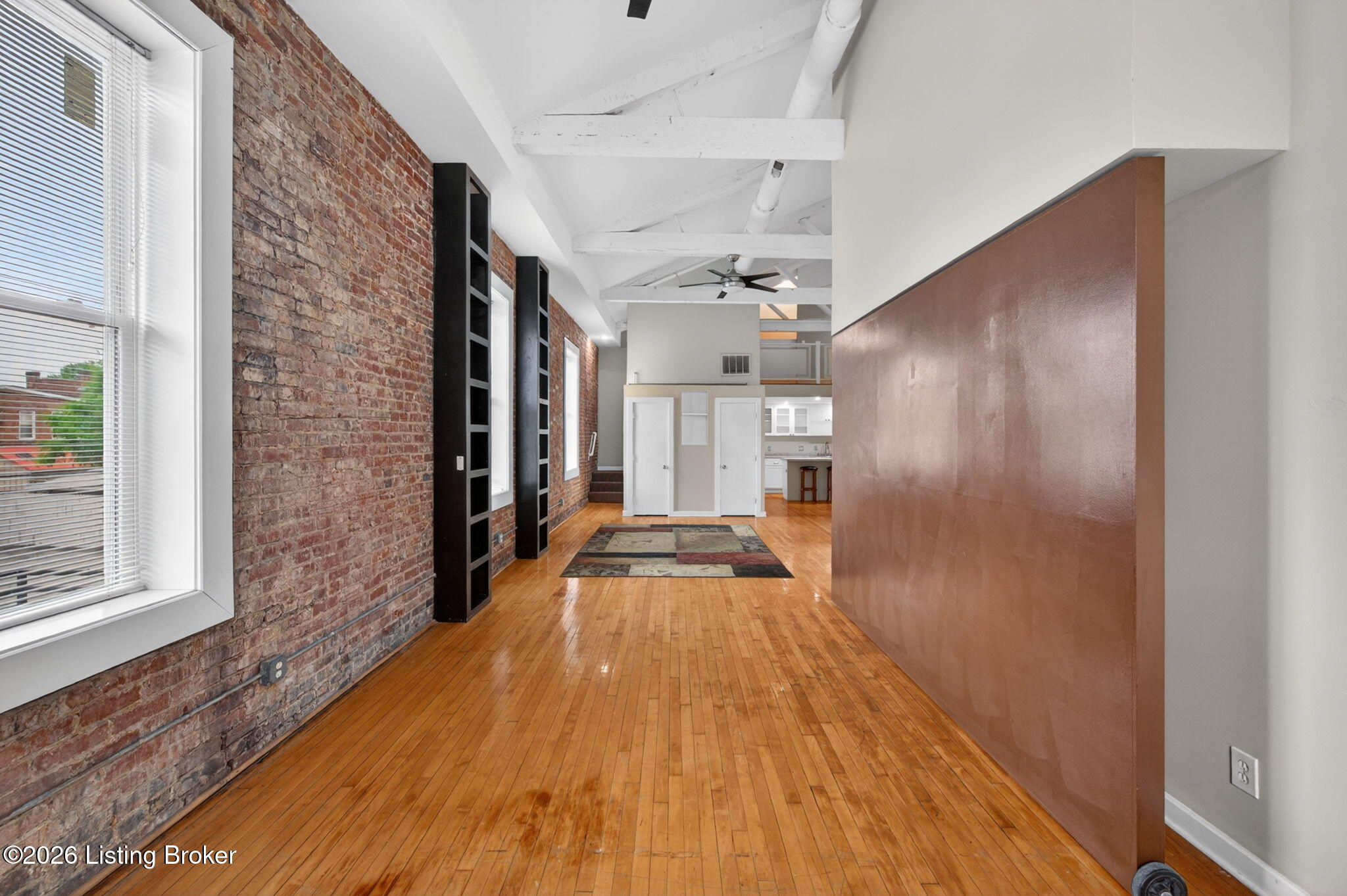 221 S Hancock St B