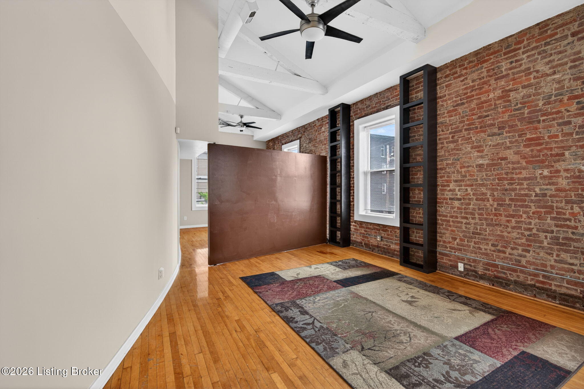 221 S Hancock St B