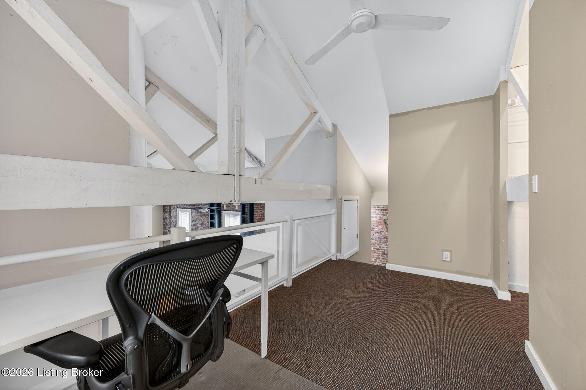 221 S Hancock St B