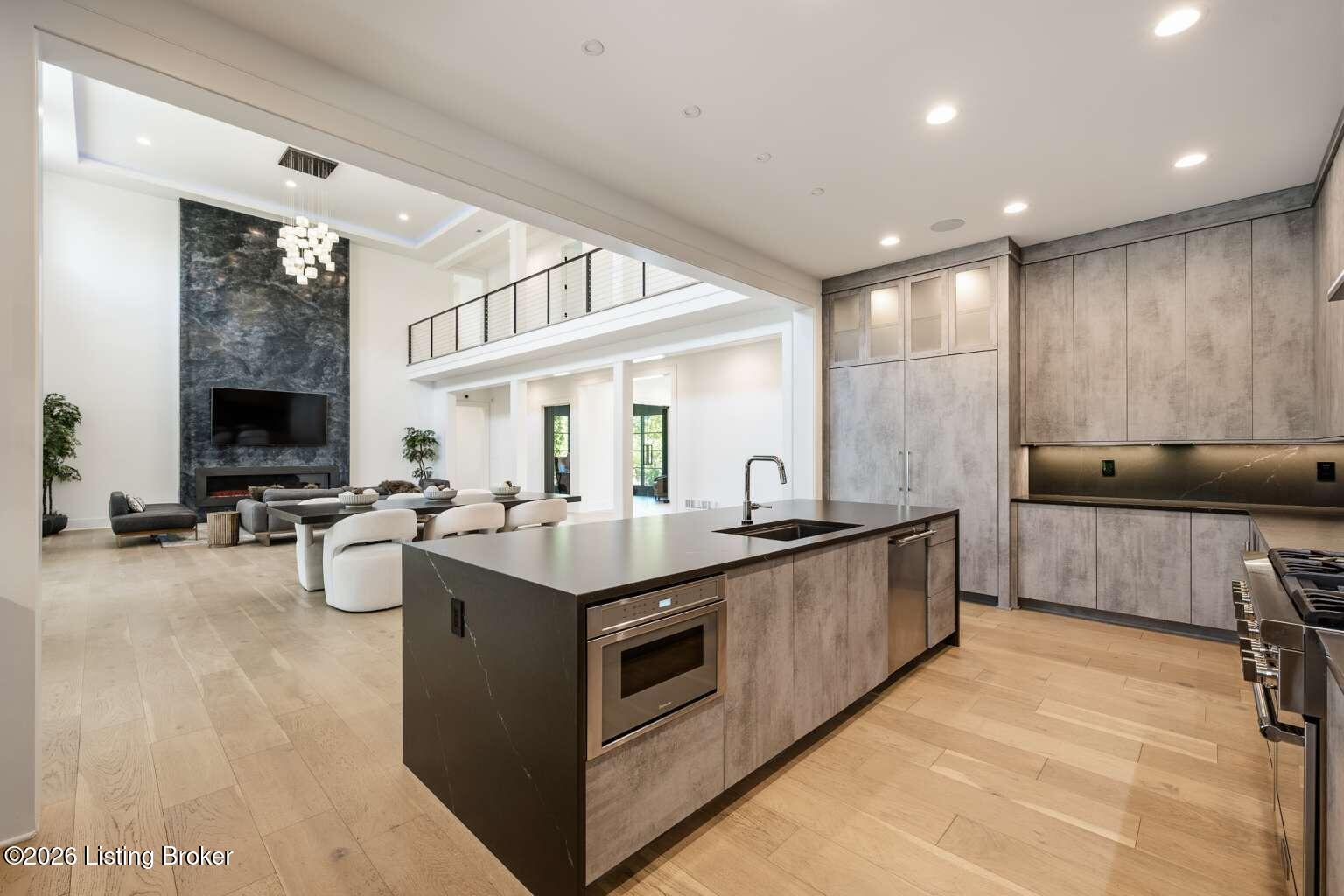 14418 River Glades Ln