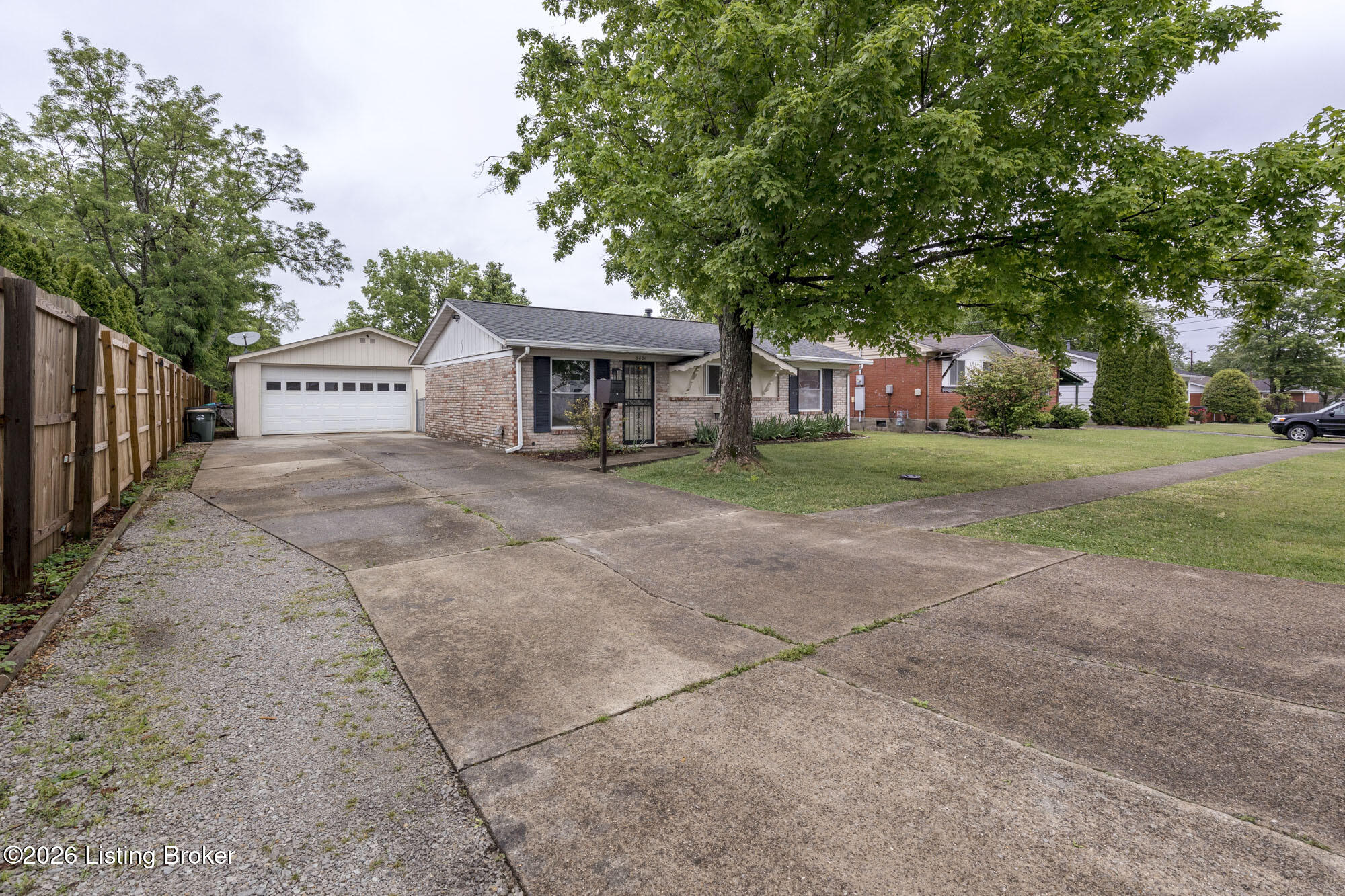 9801 Chambers Ct