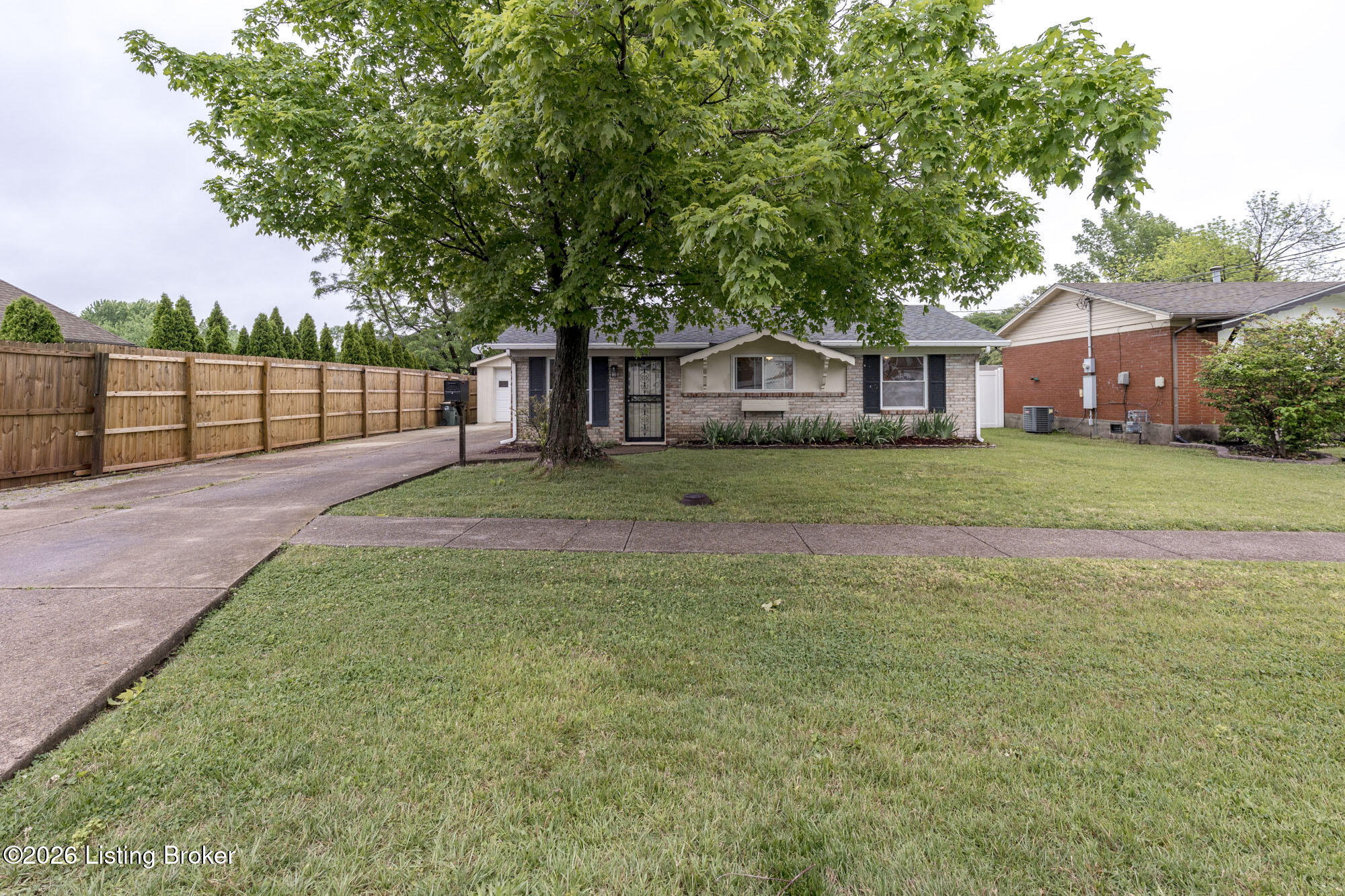 9801 Chambers Ct
