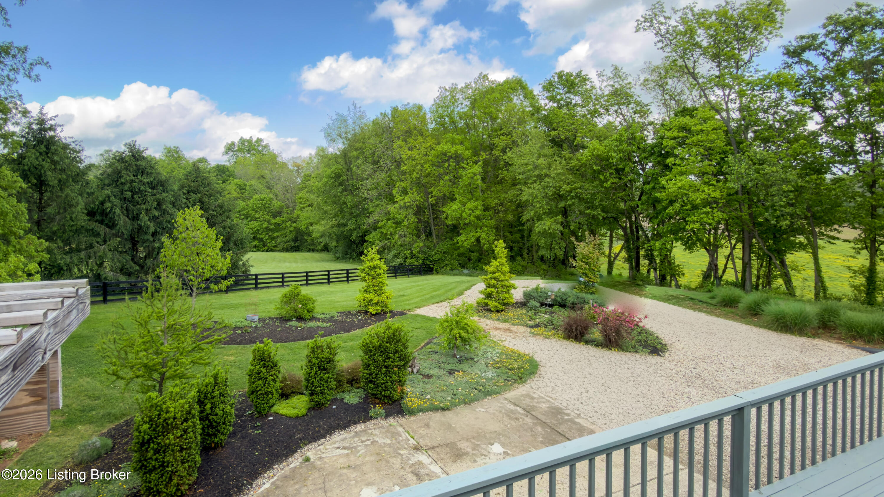 172 Hebron Rd