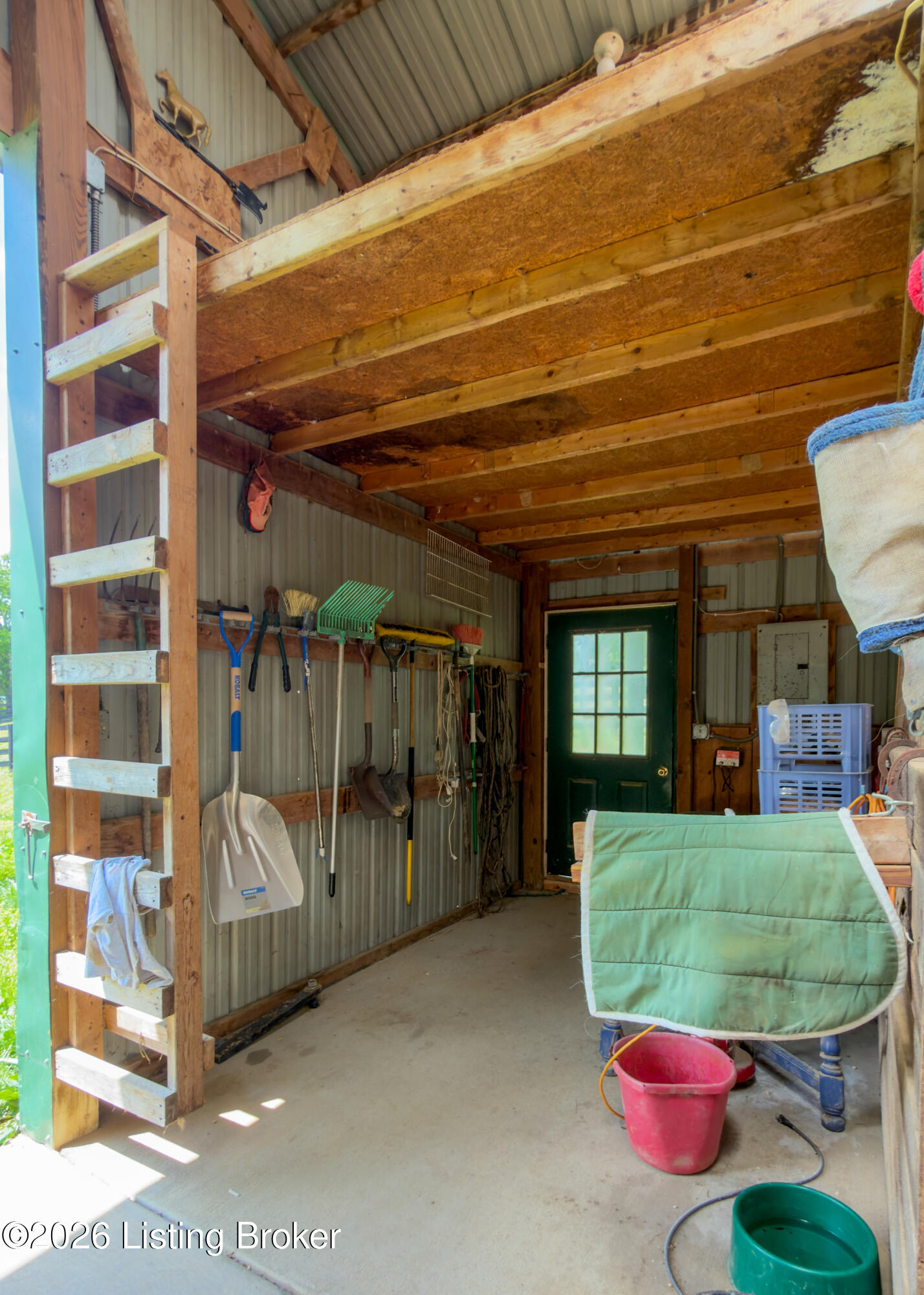 172 Hebron Rd