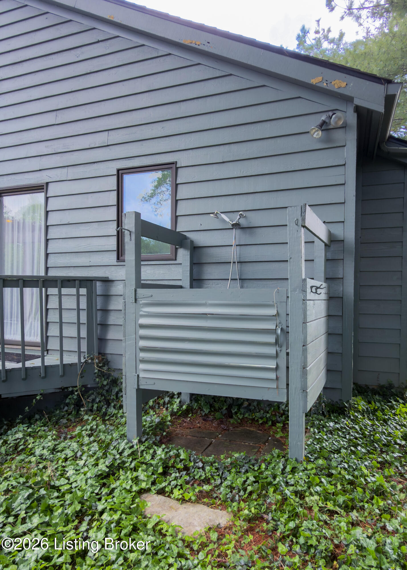 172 Hebron Rd