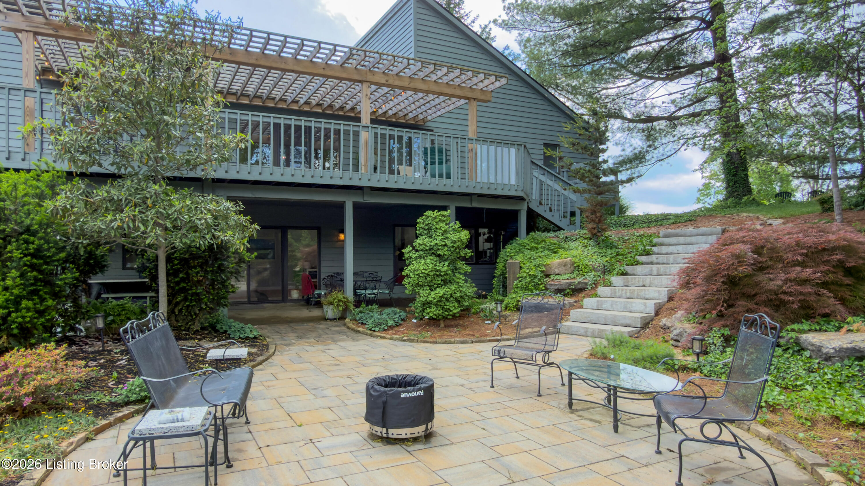172 Hebron Rd