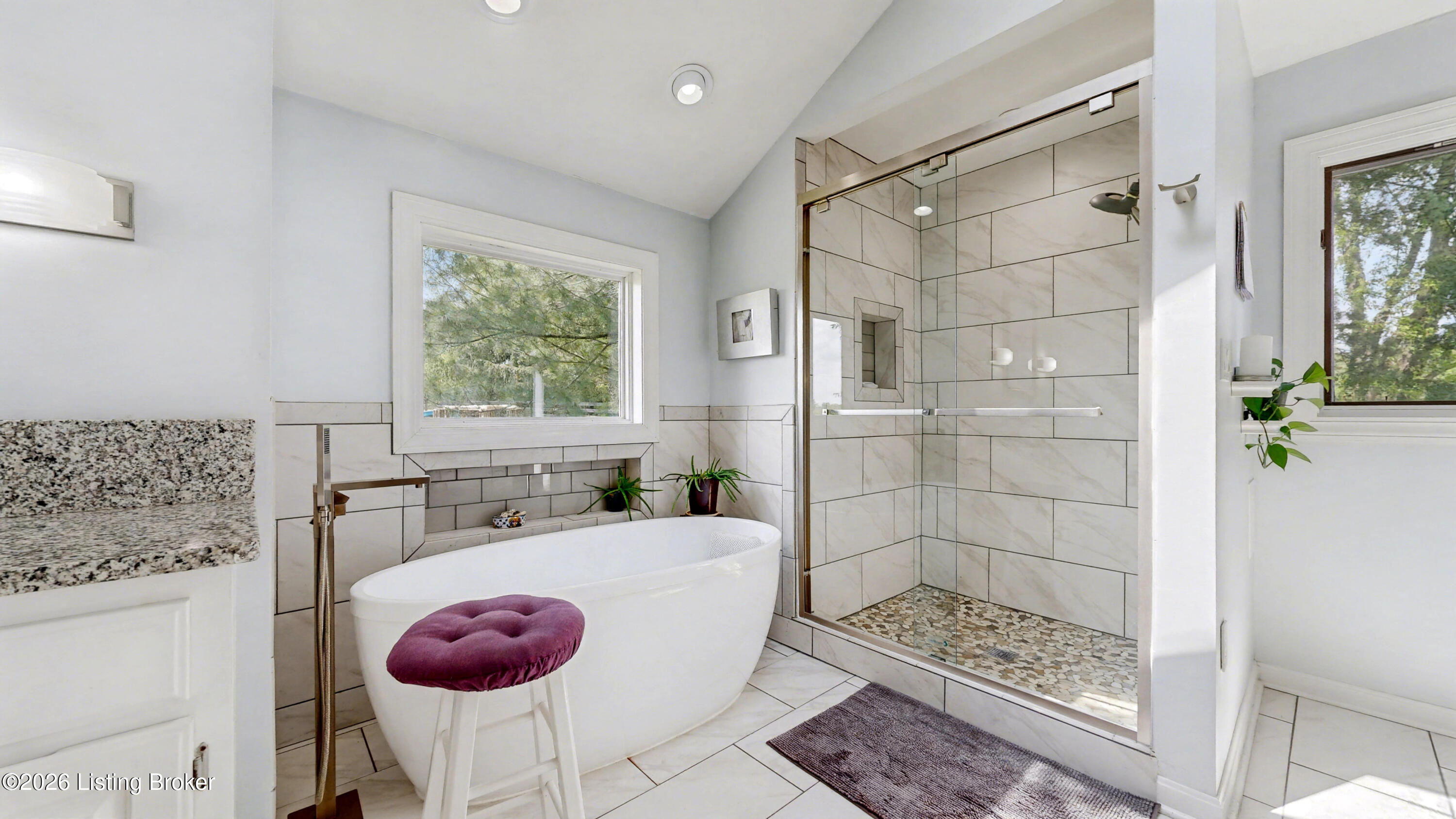 172 Hebron Rd