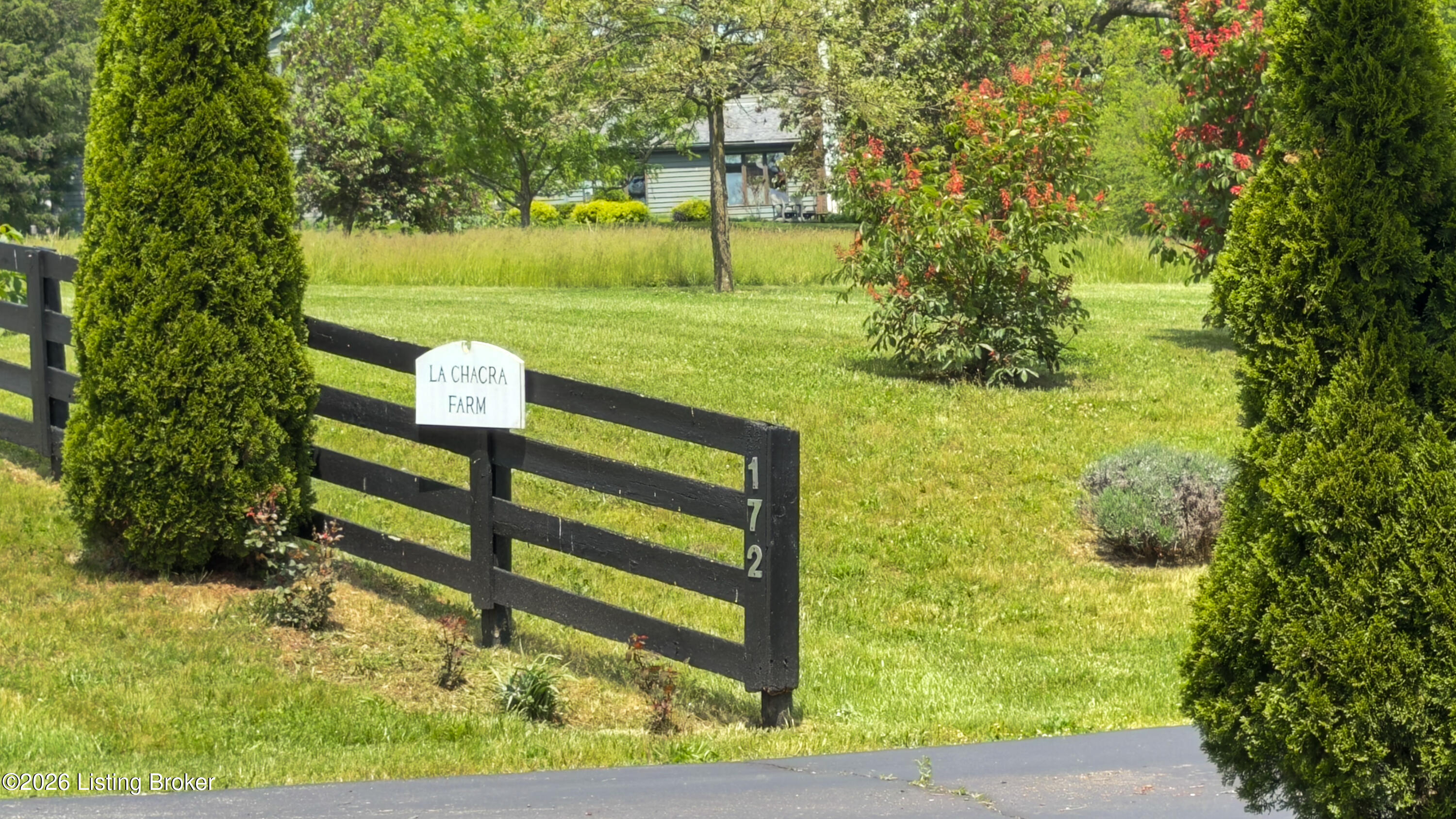 172 Hebron Rd