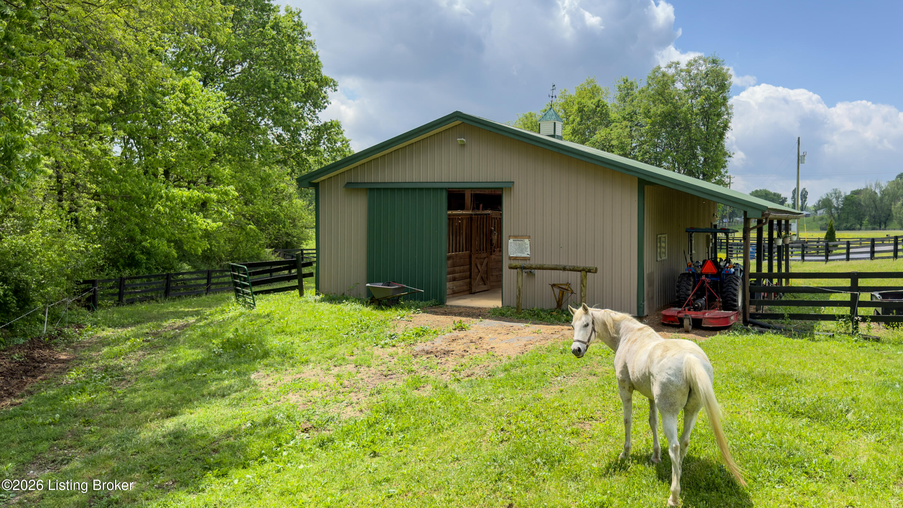 172 Hebron Rd