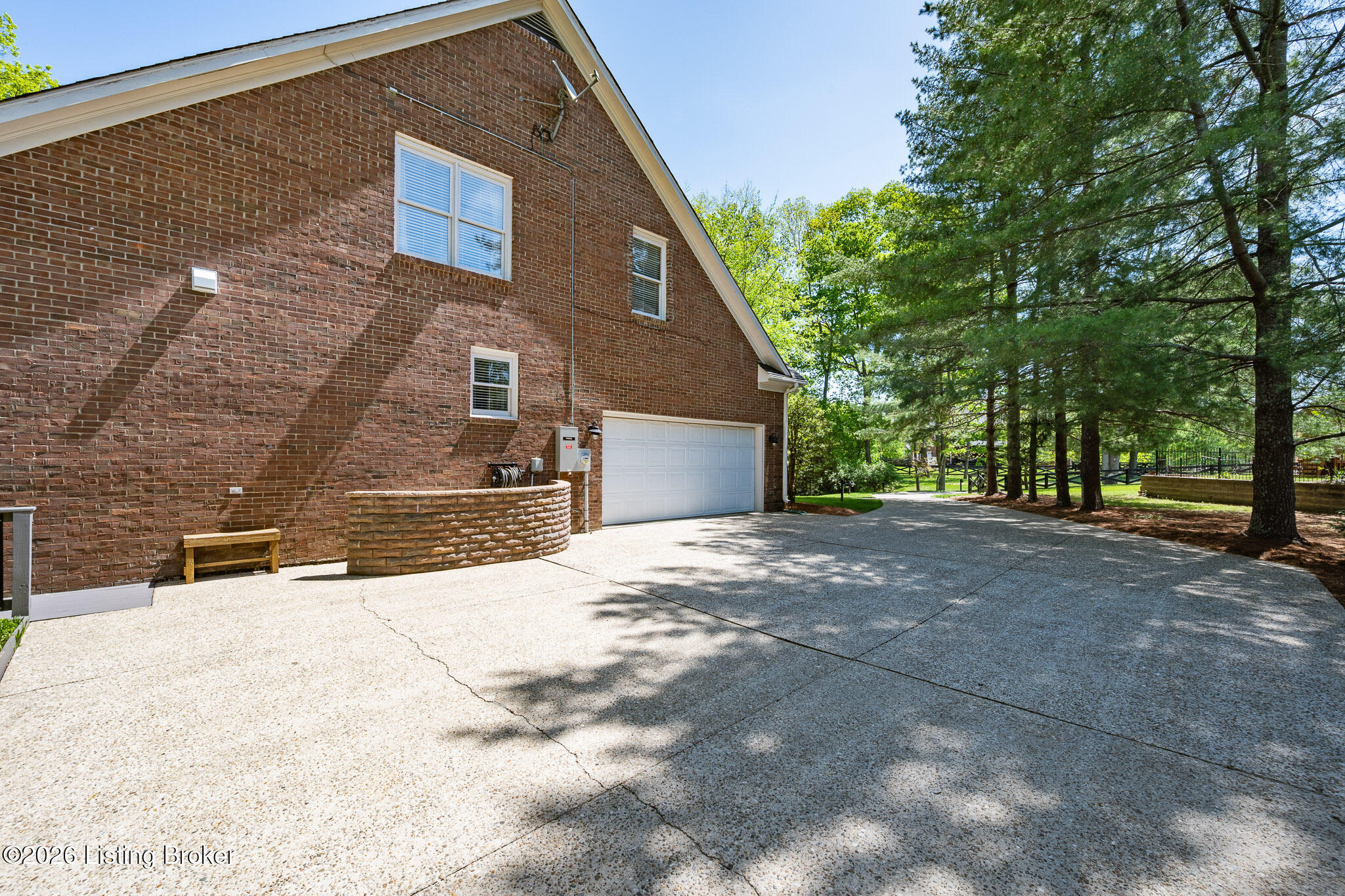 5519 Timber Ridge Dr