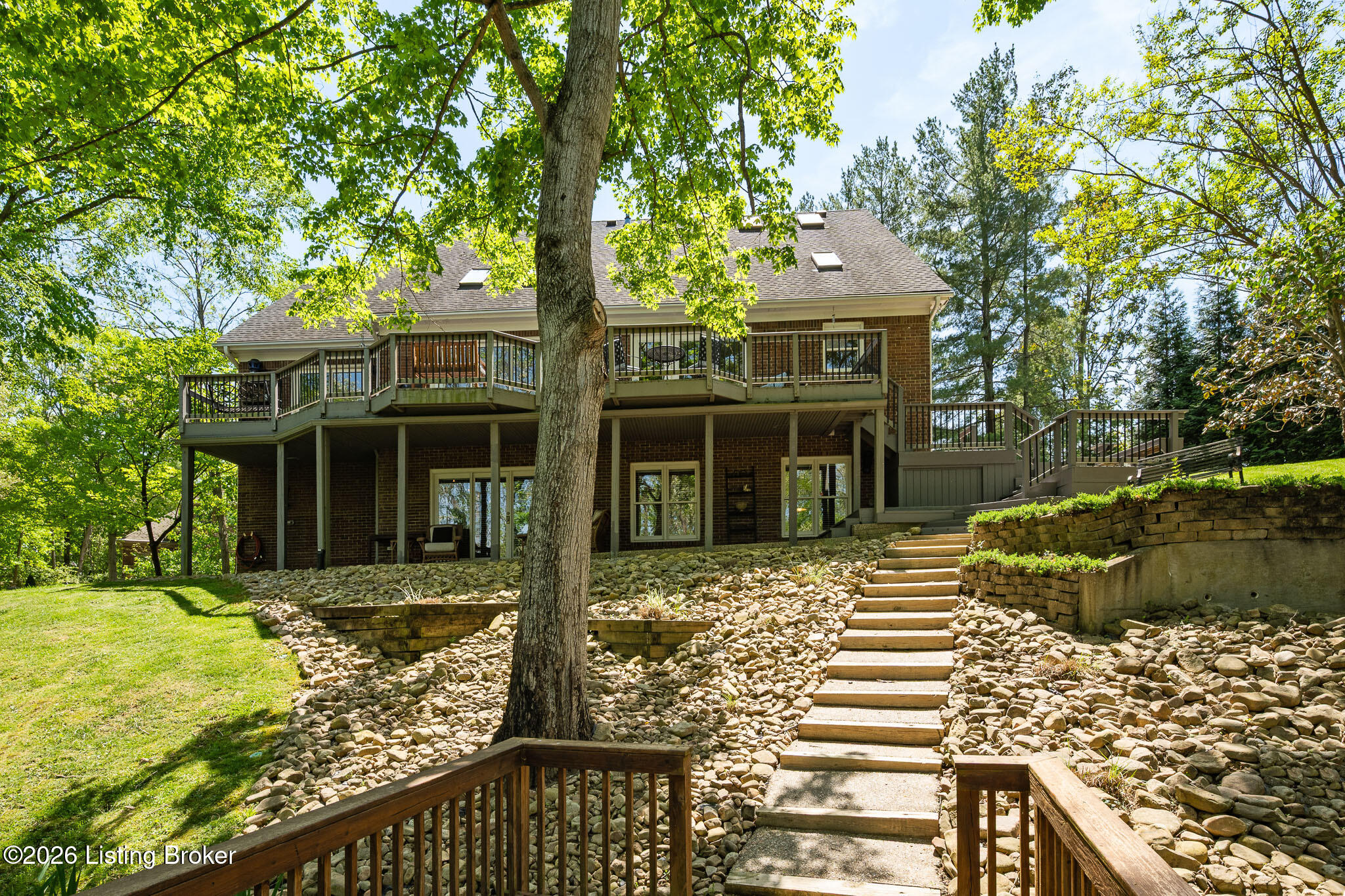5519 Timber Ridge Dr