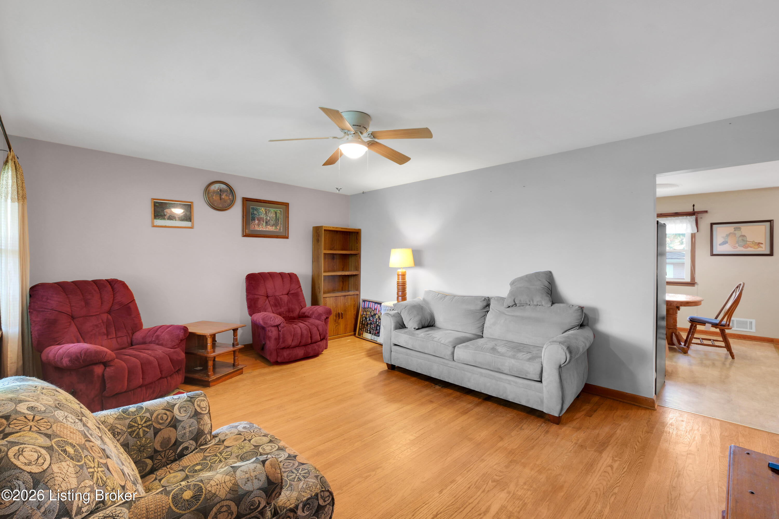 3305 Donald Dr