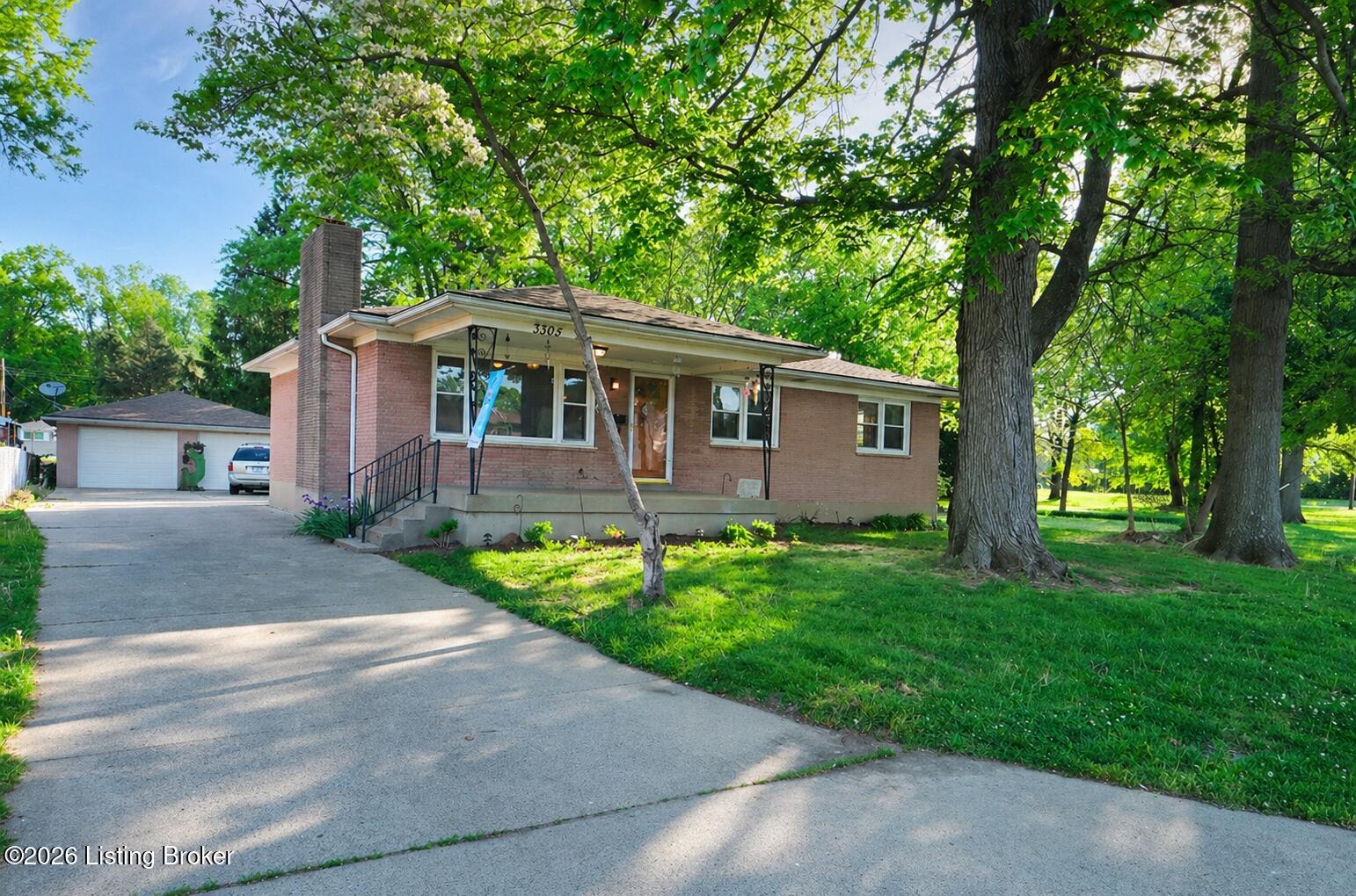 3305 Donald Dr