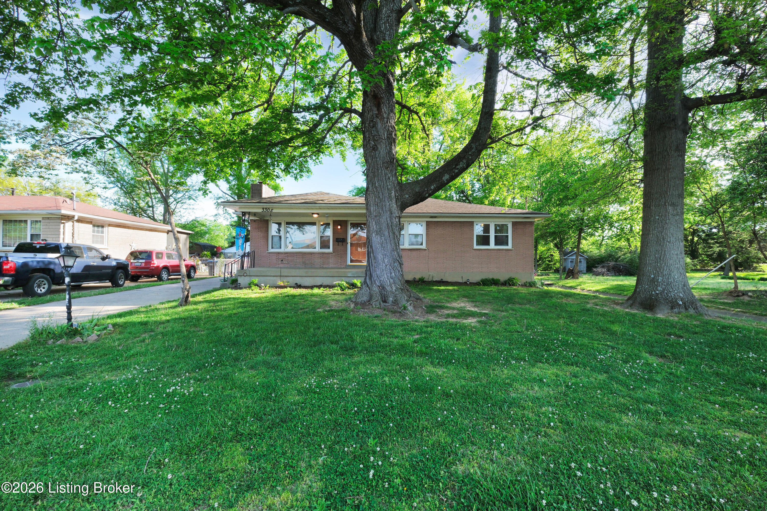3305 Donald Dr