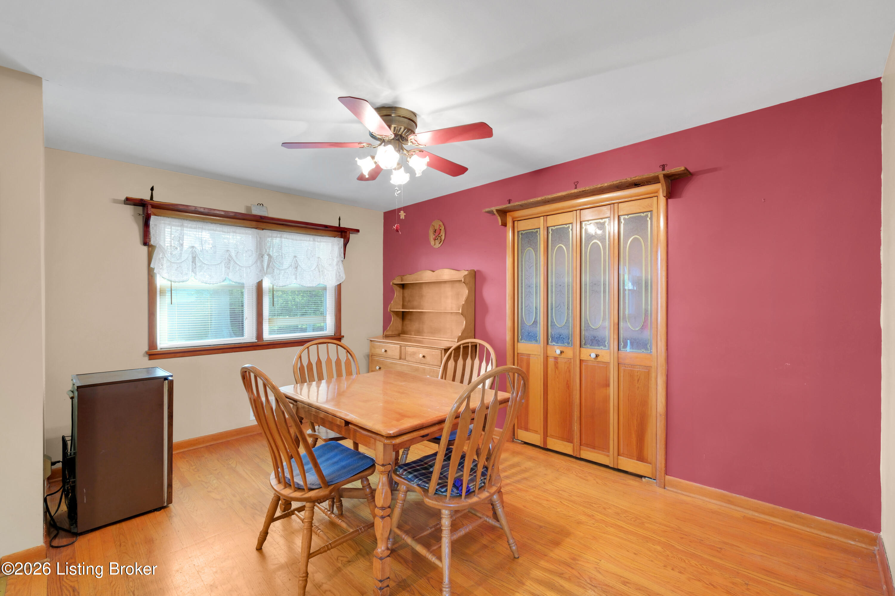3305 Donald Dr