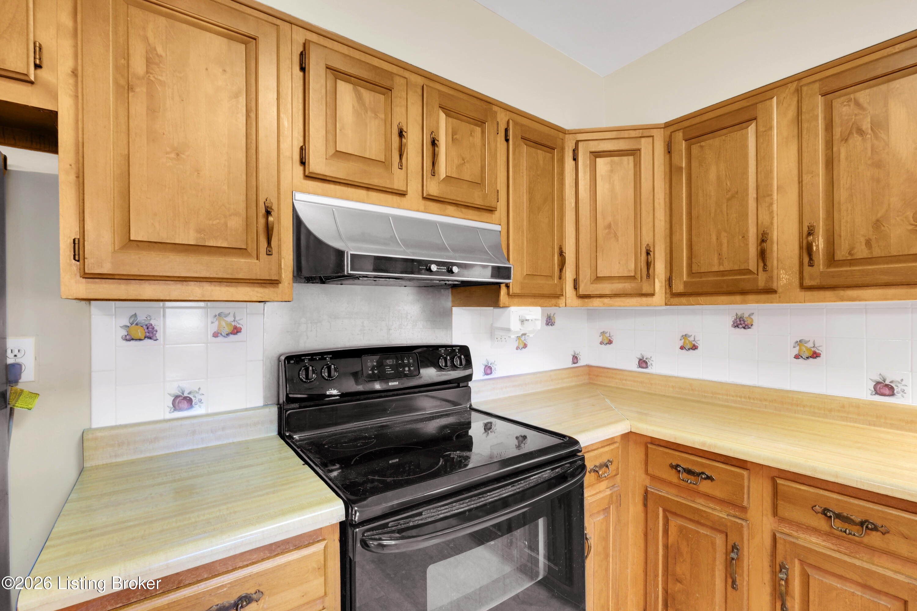 3305 Donald Dr