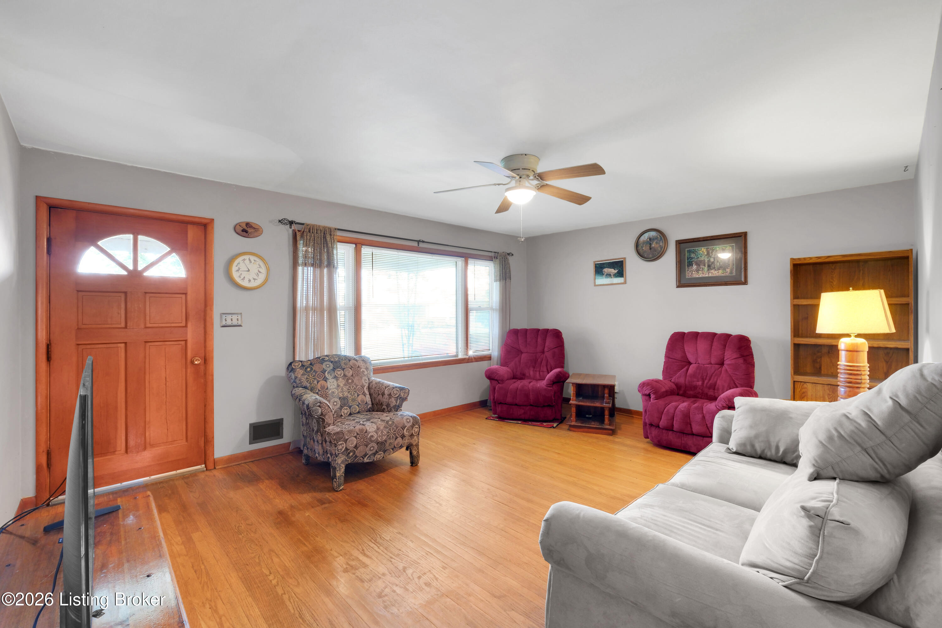3305 Donald Dr