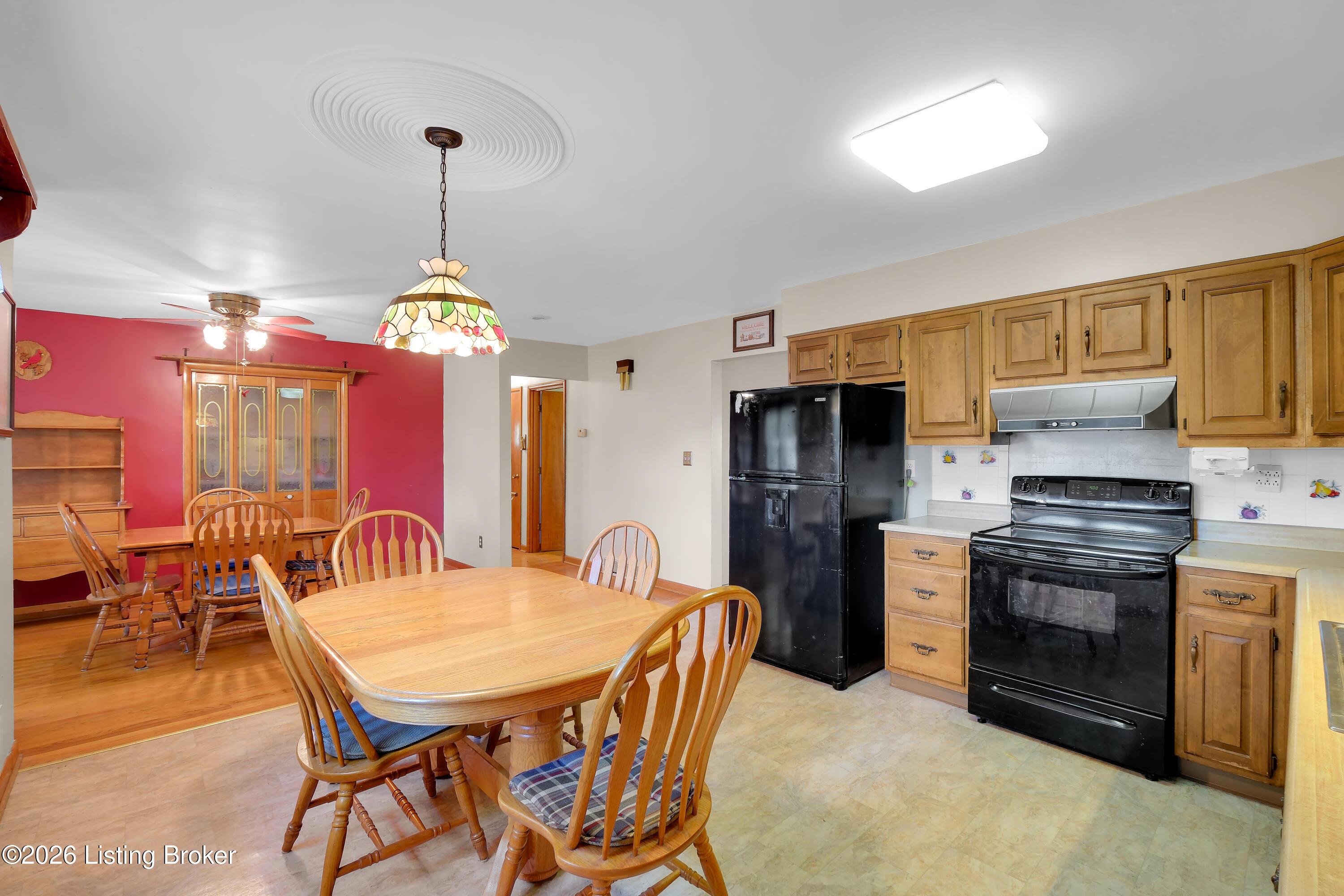 3305 Donald Dr