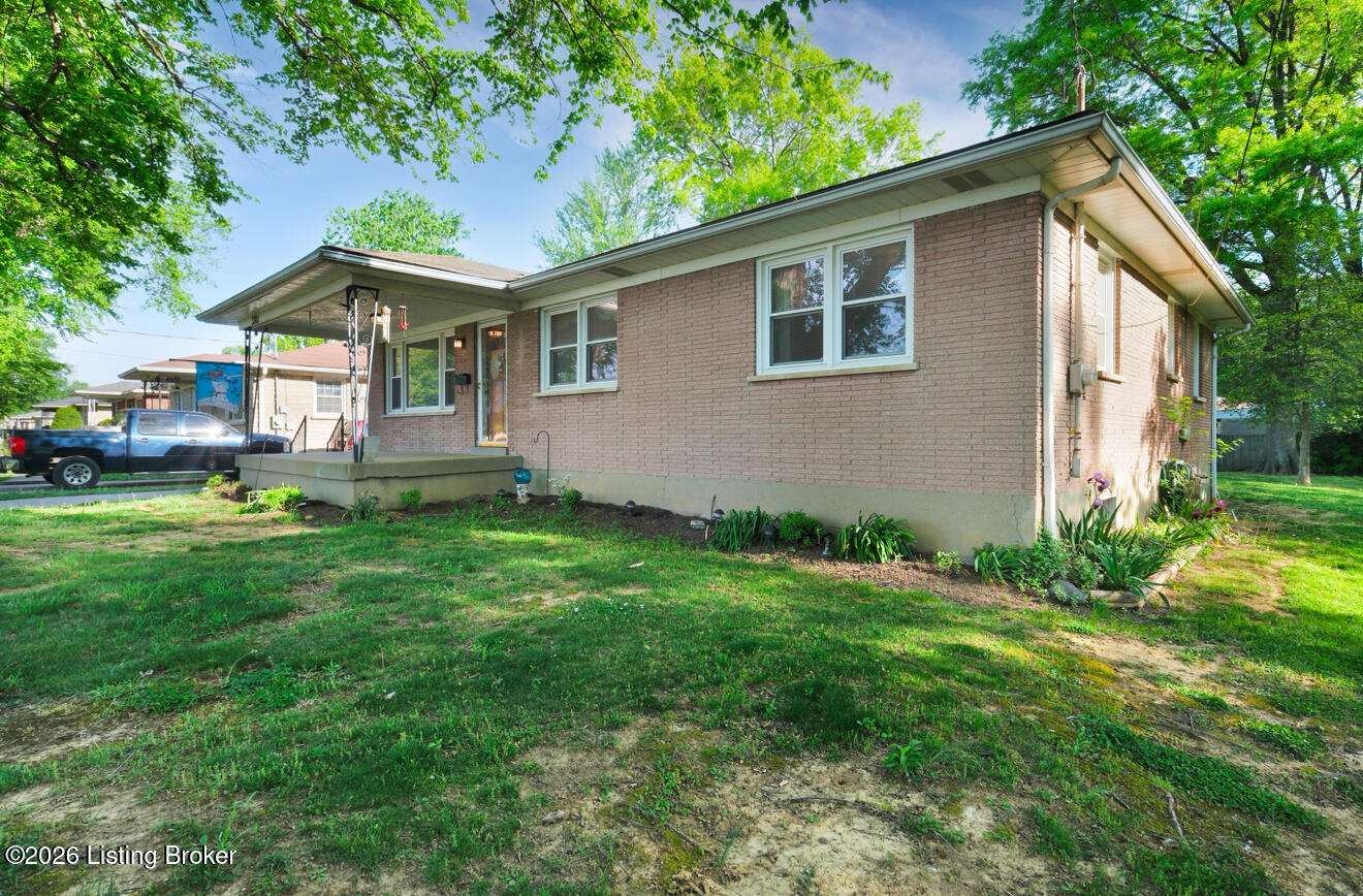 3305 Donald Dr