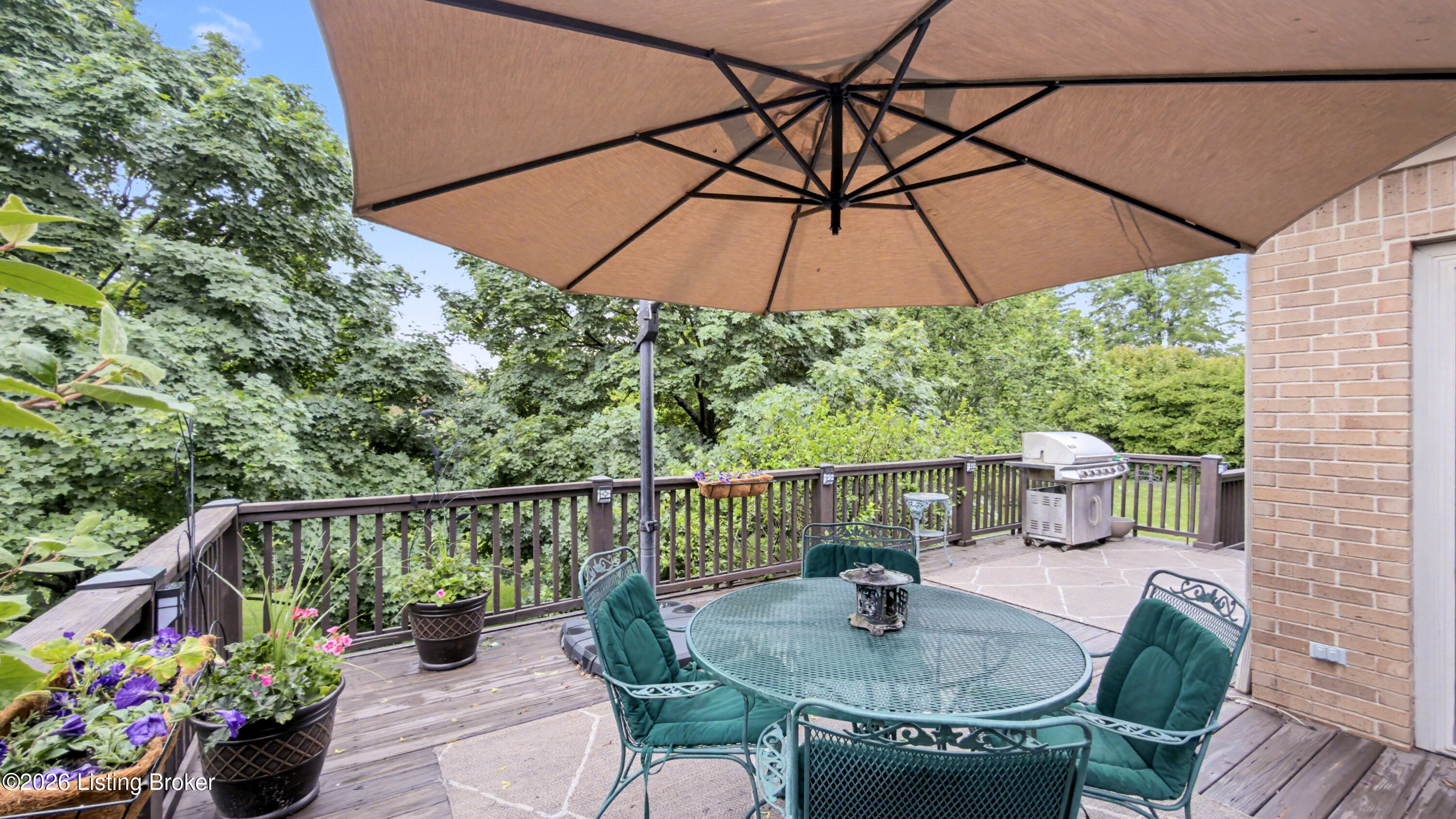 6109 Chinaberry Ct