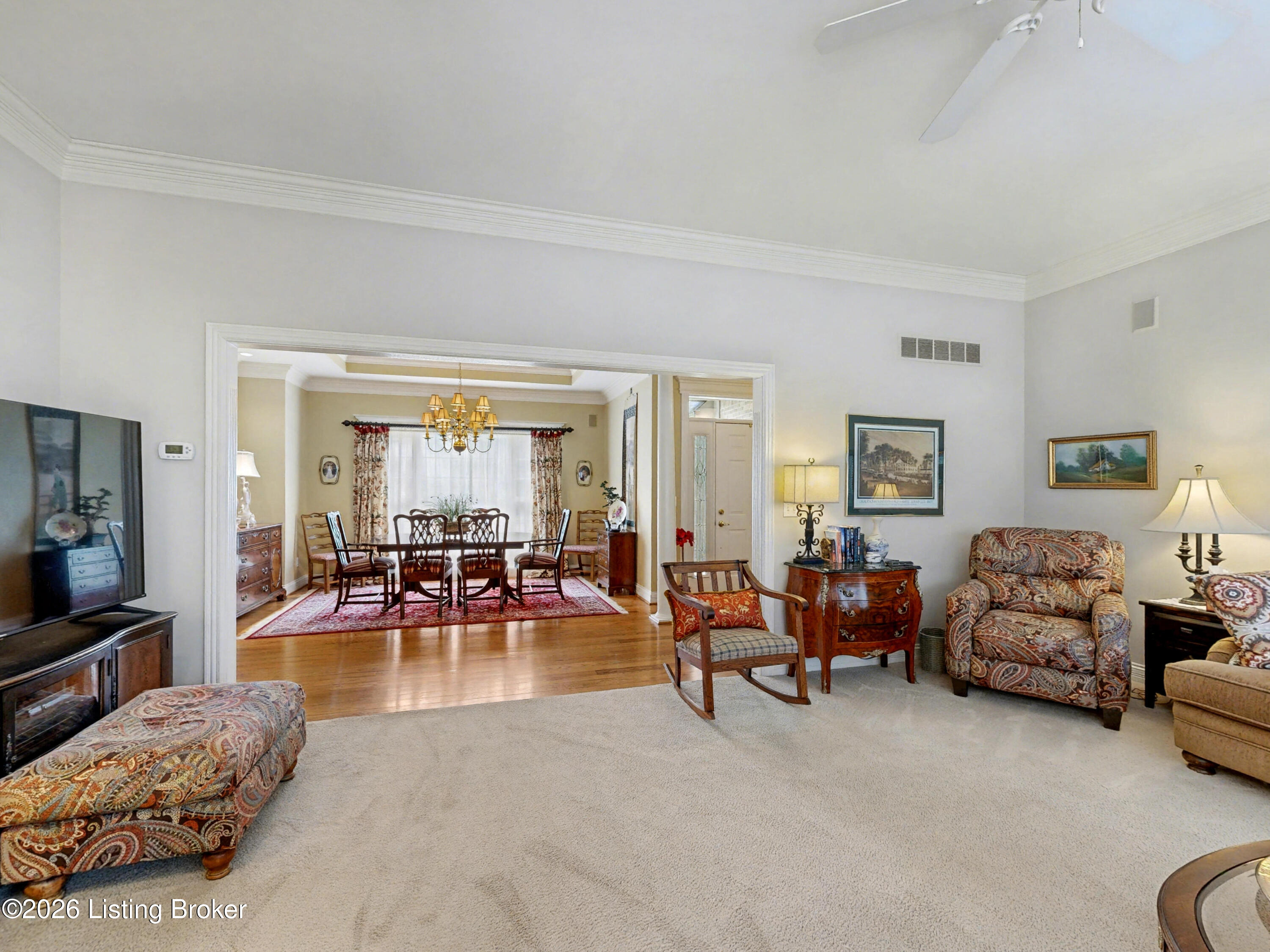 6109 Chinaberry Ct