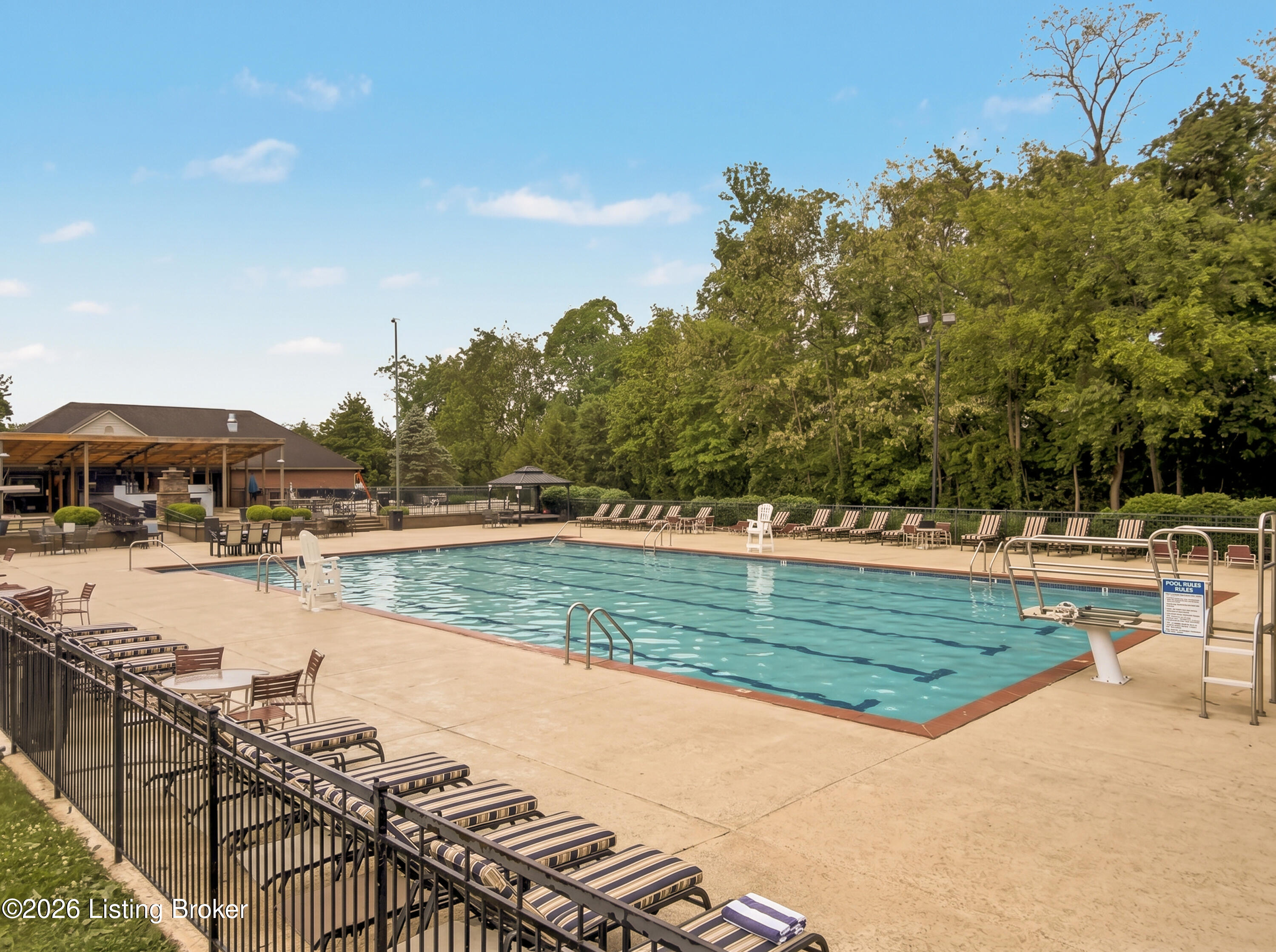 6109 Chinaberry Ct