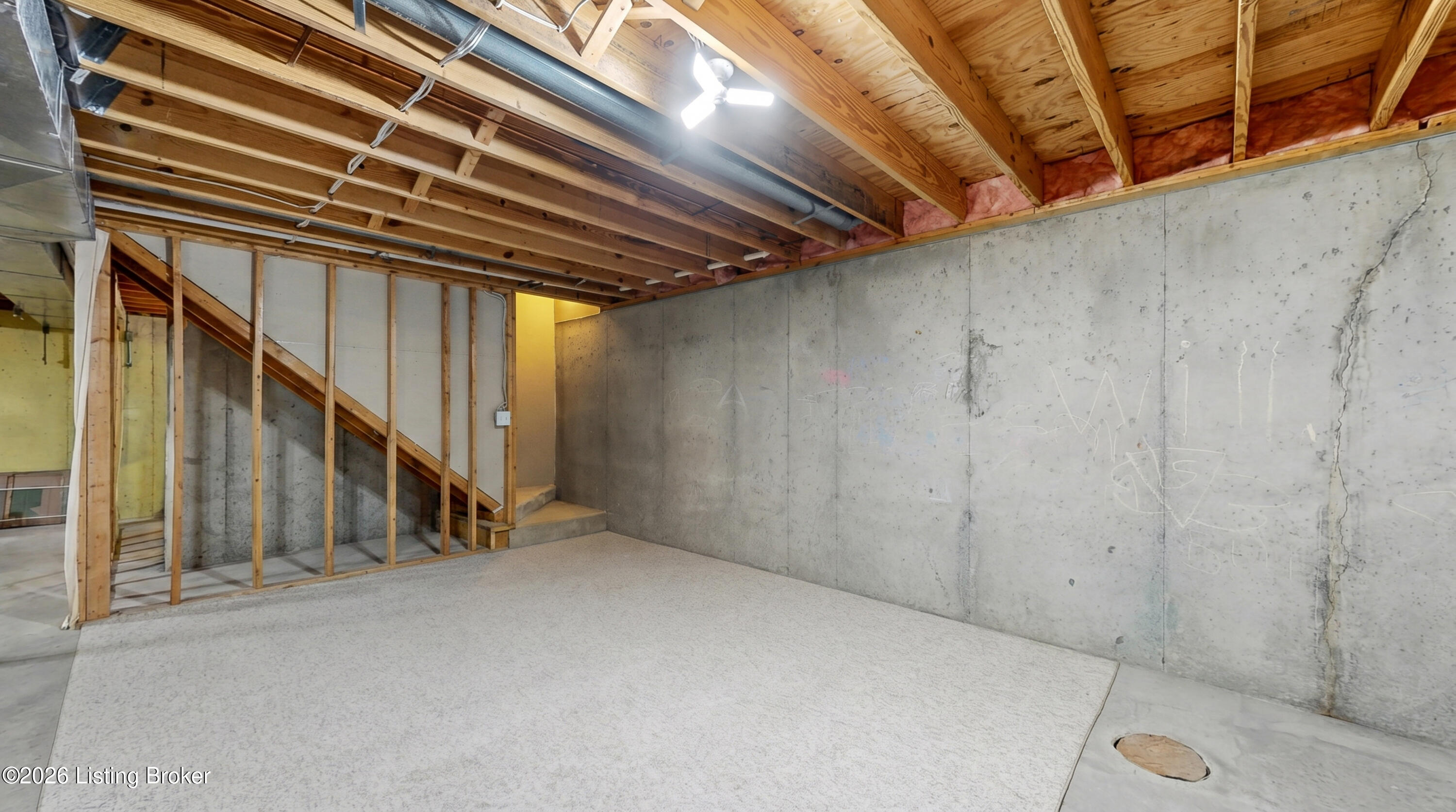 6109 Chinaberry Ct