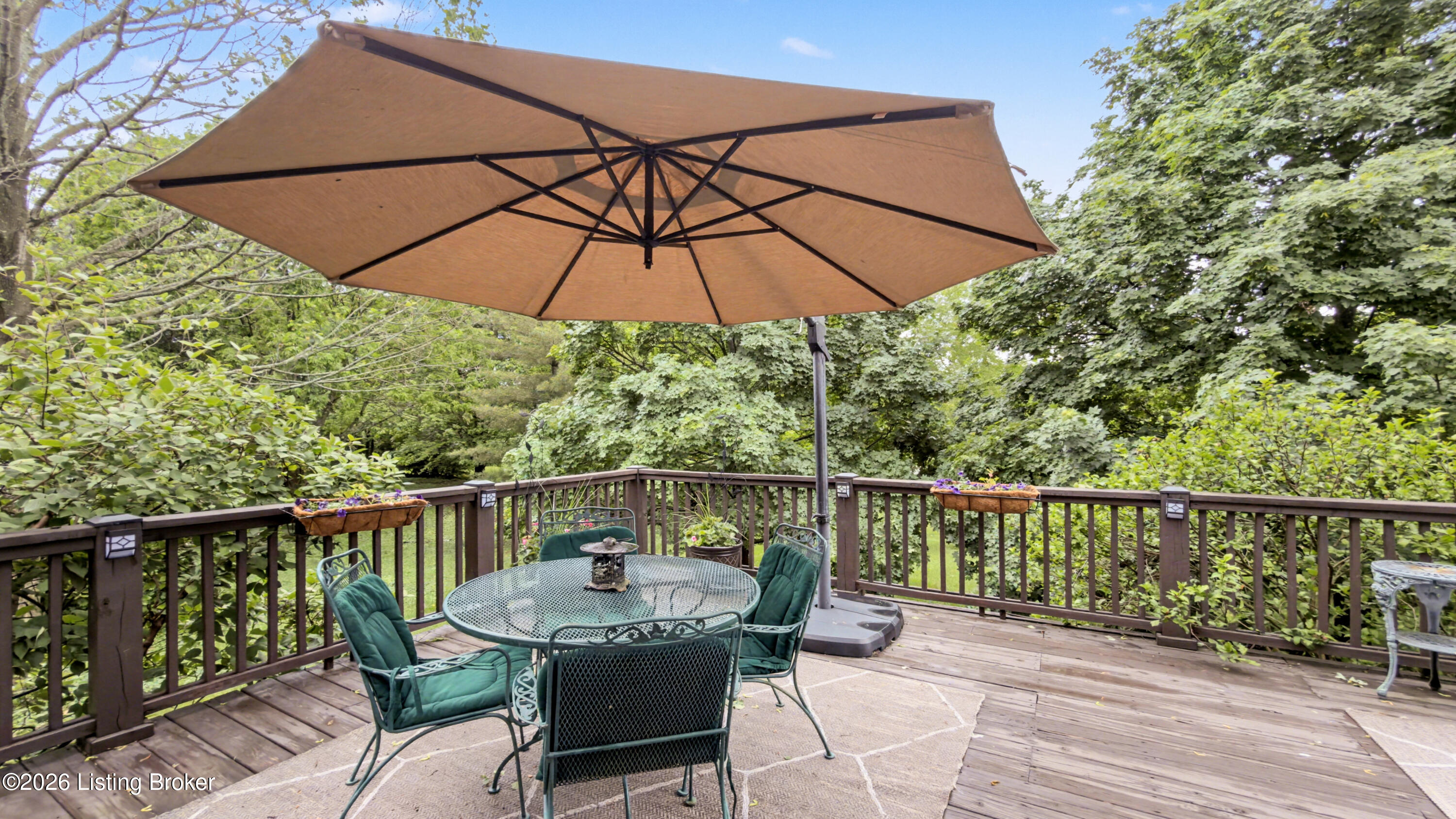 6109 Chinaberry Ct