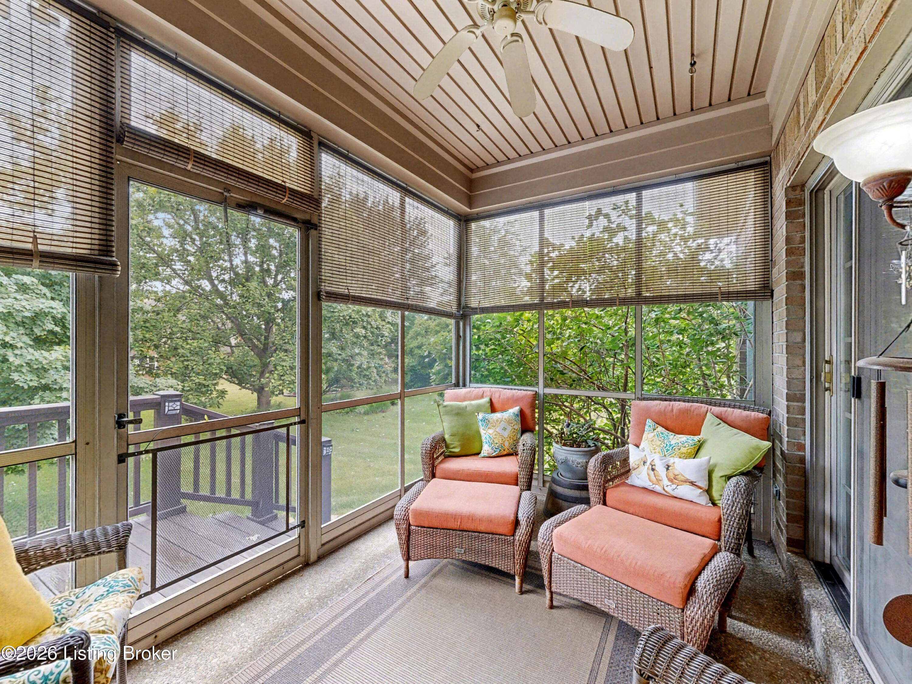 6109 Chinaberry Ct