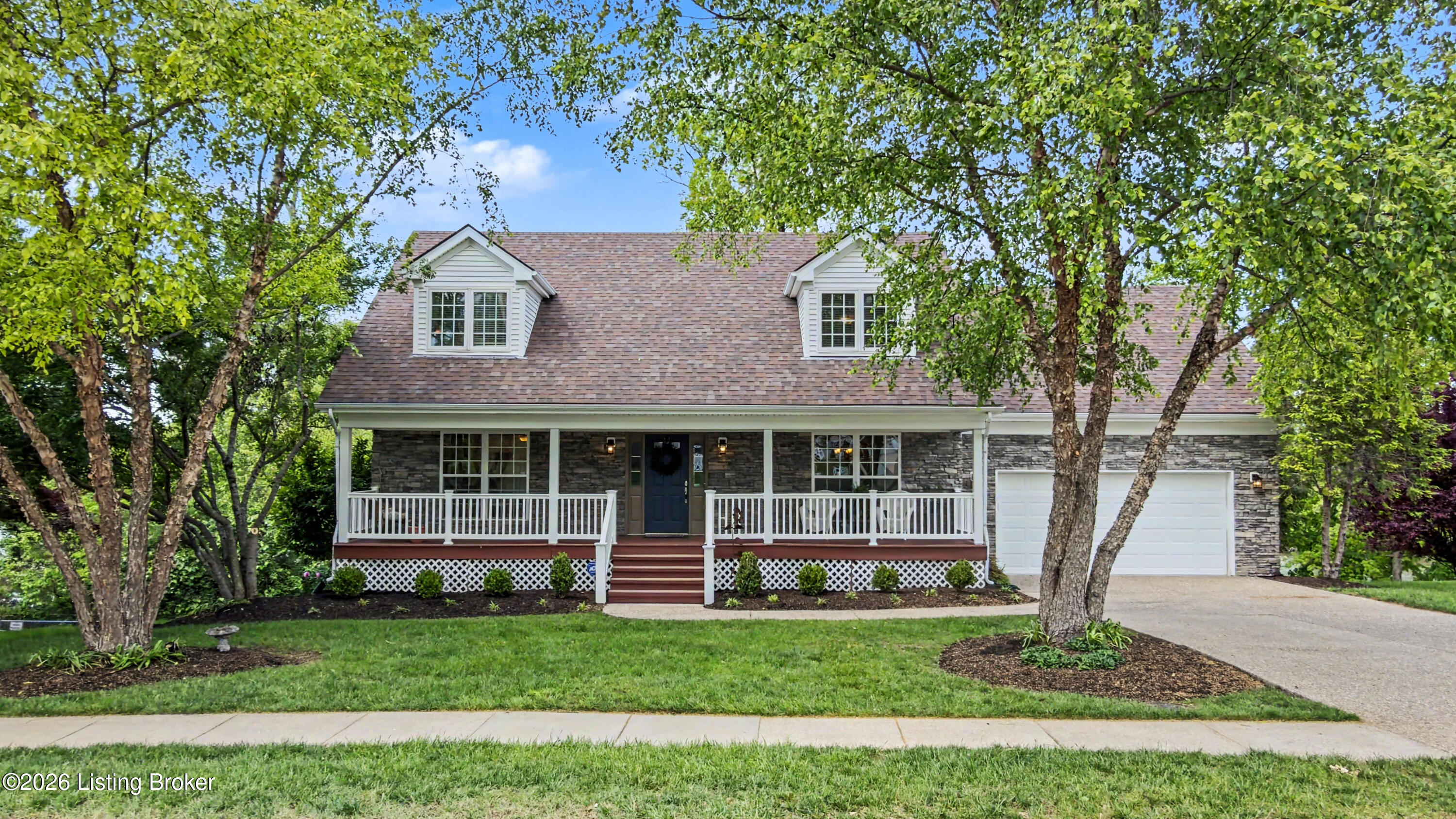 1605 E Crystal Dr