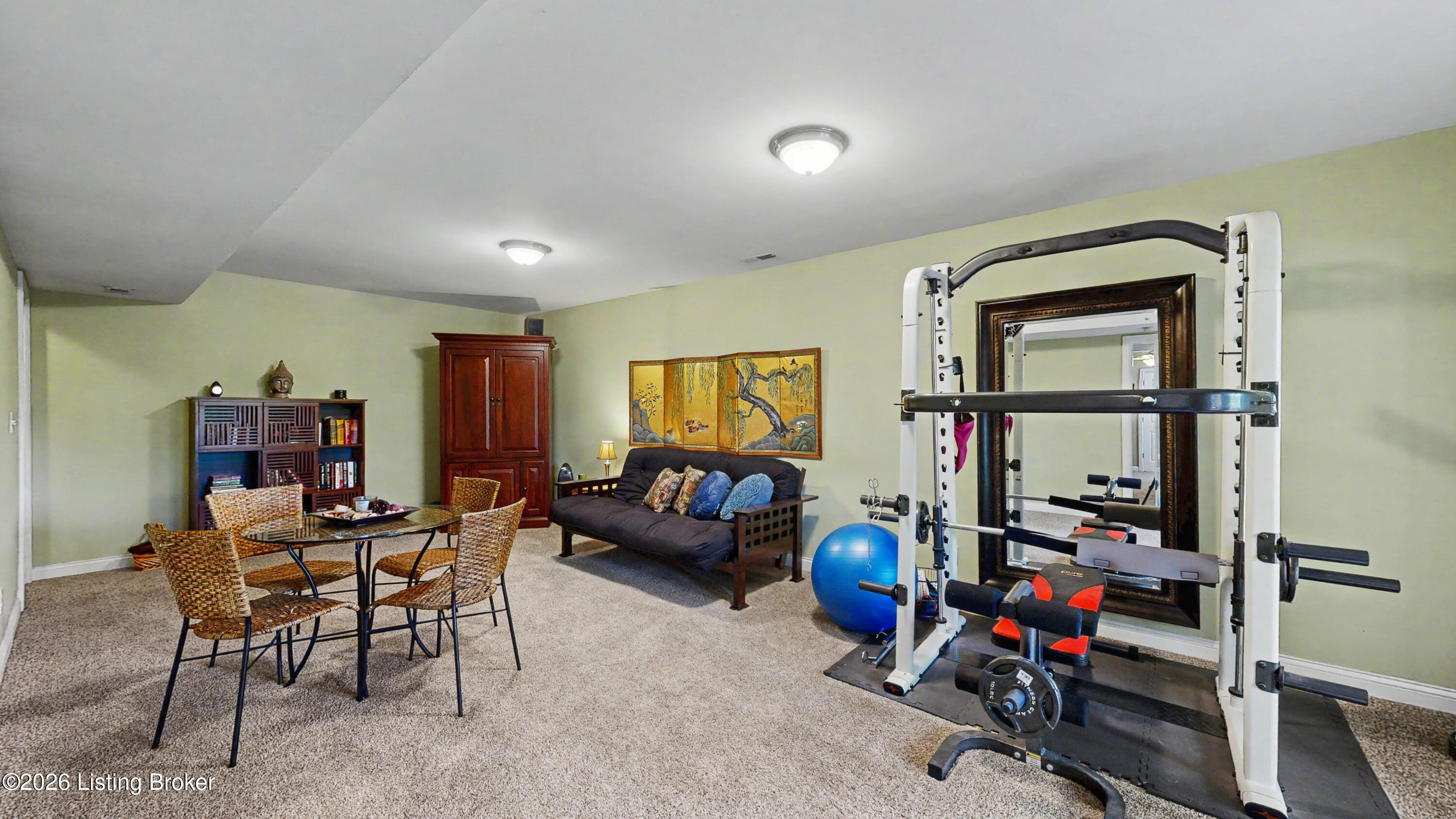 1605 E Crystal Dr