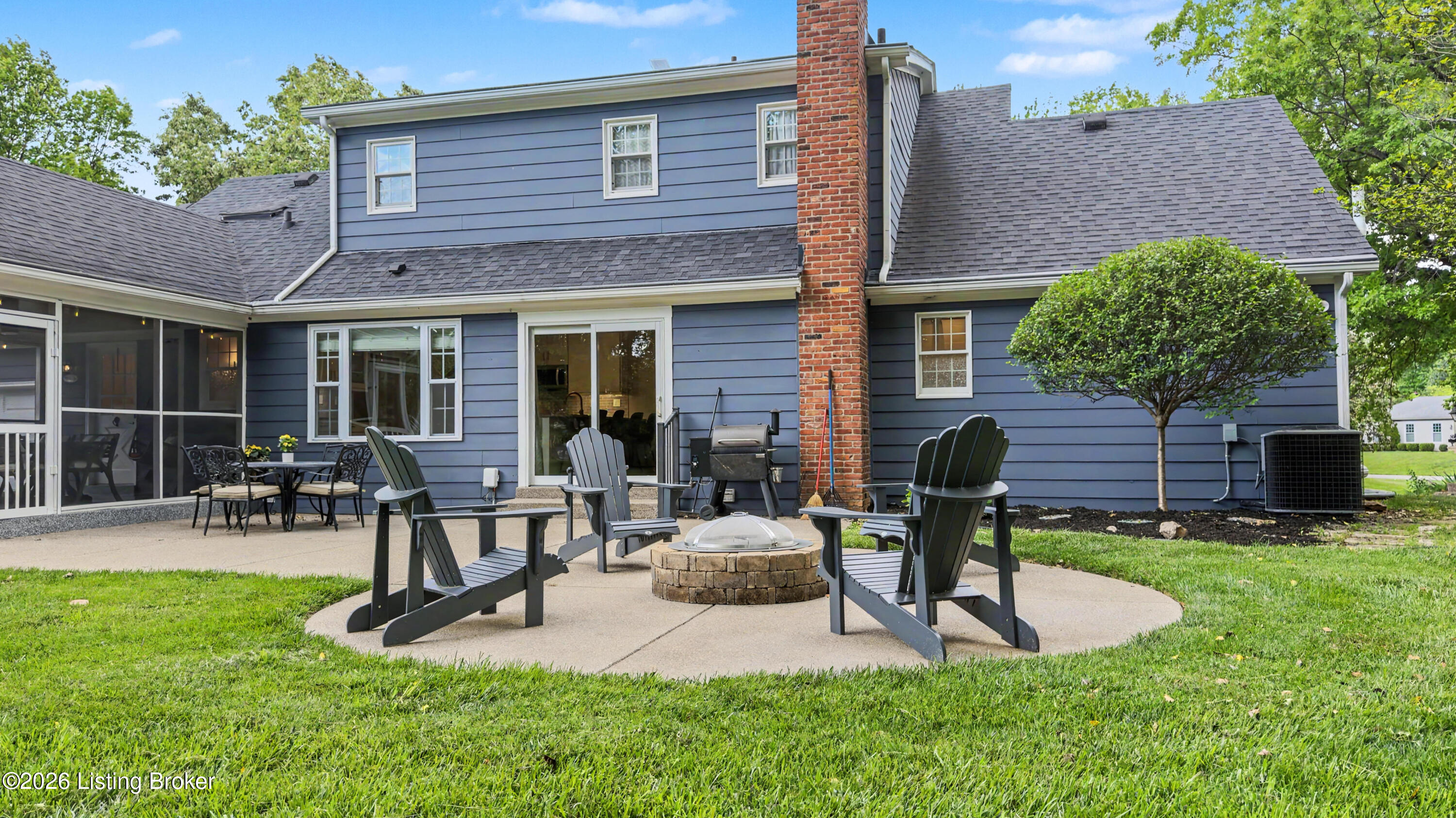 2413 Stayton Way