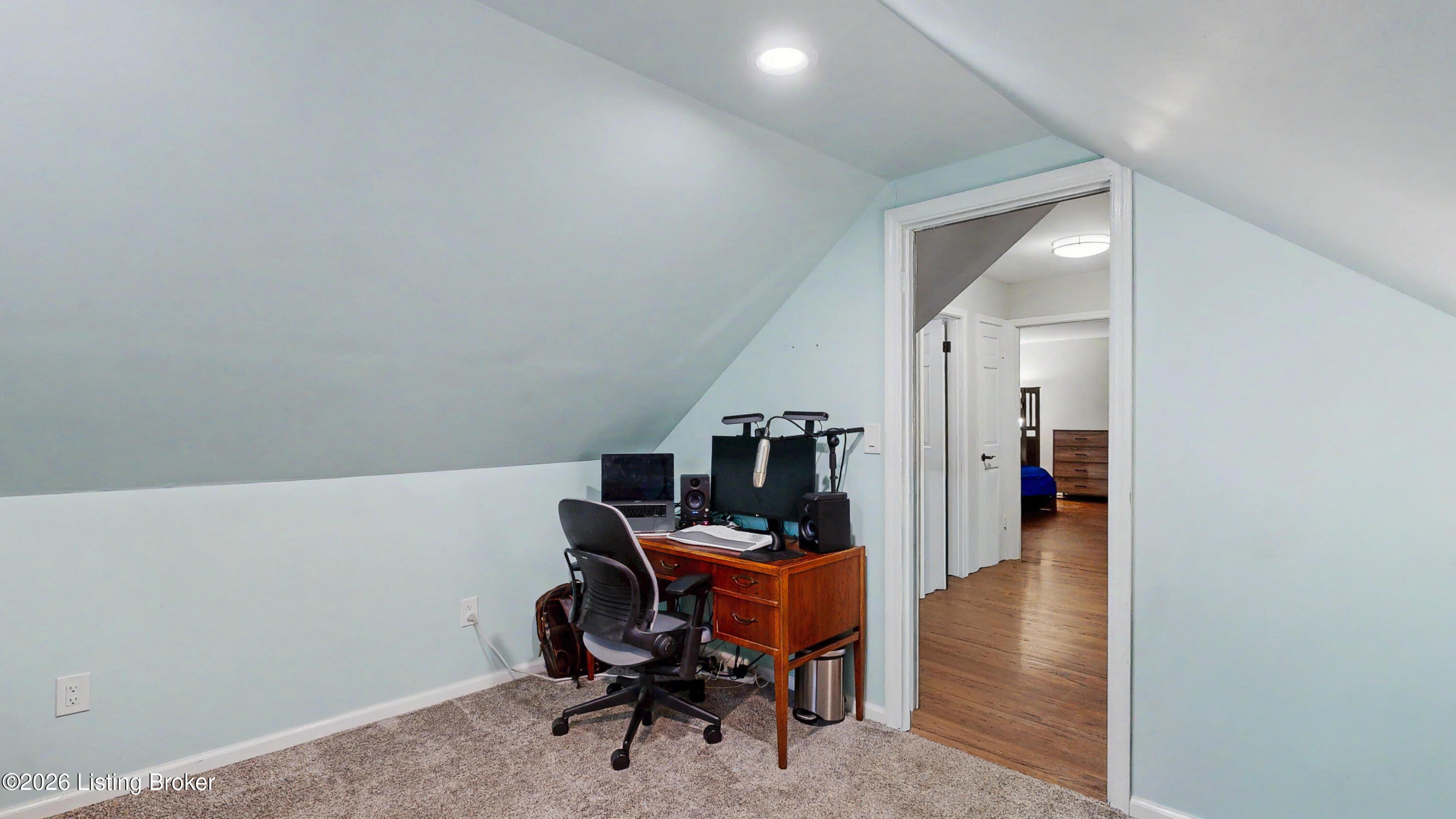 2413 Stayton Way