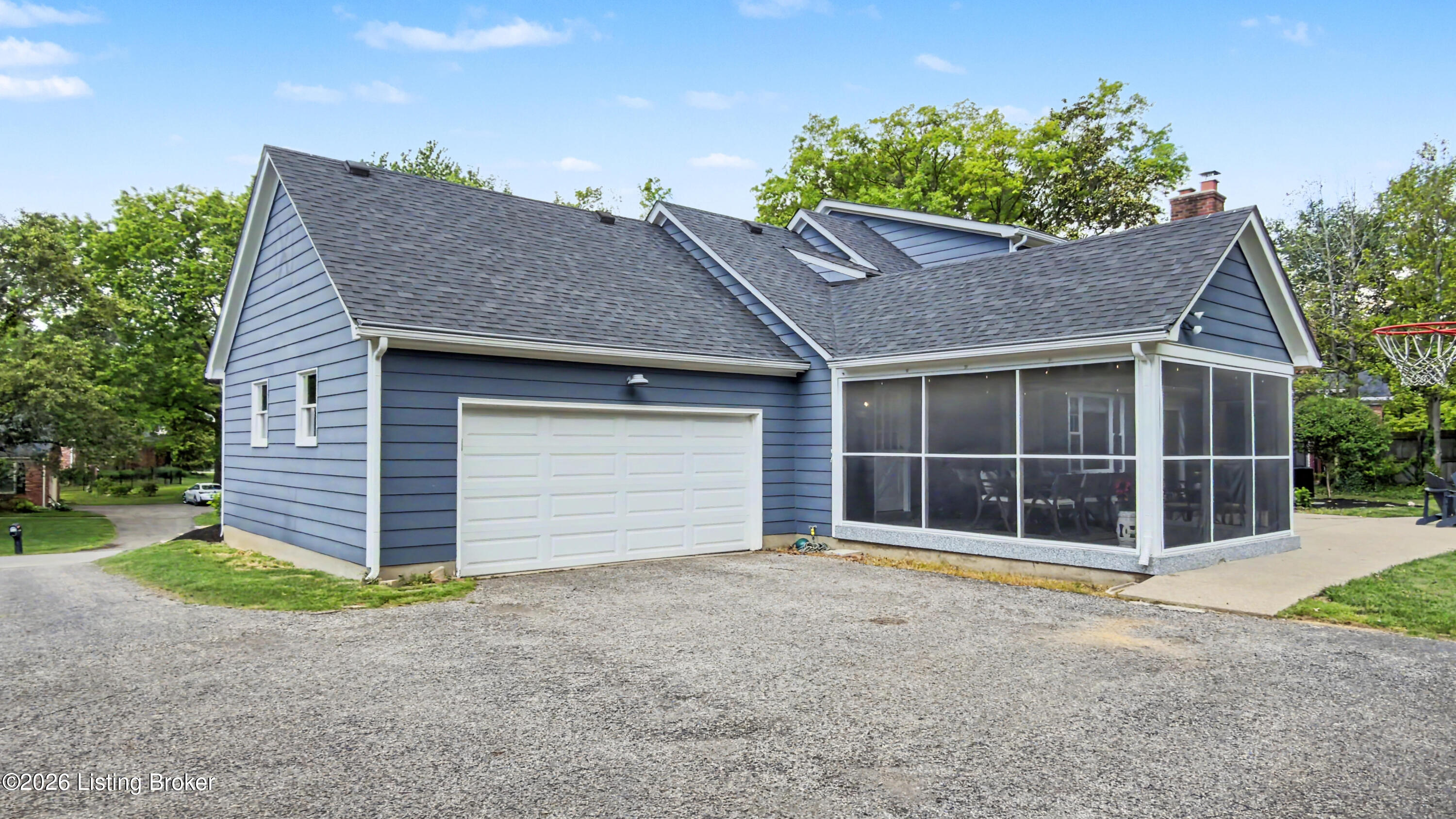 2413 Stayton Way