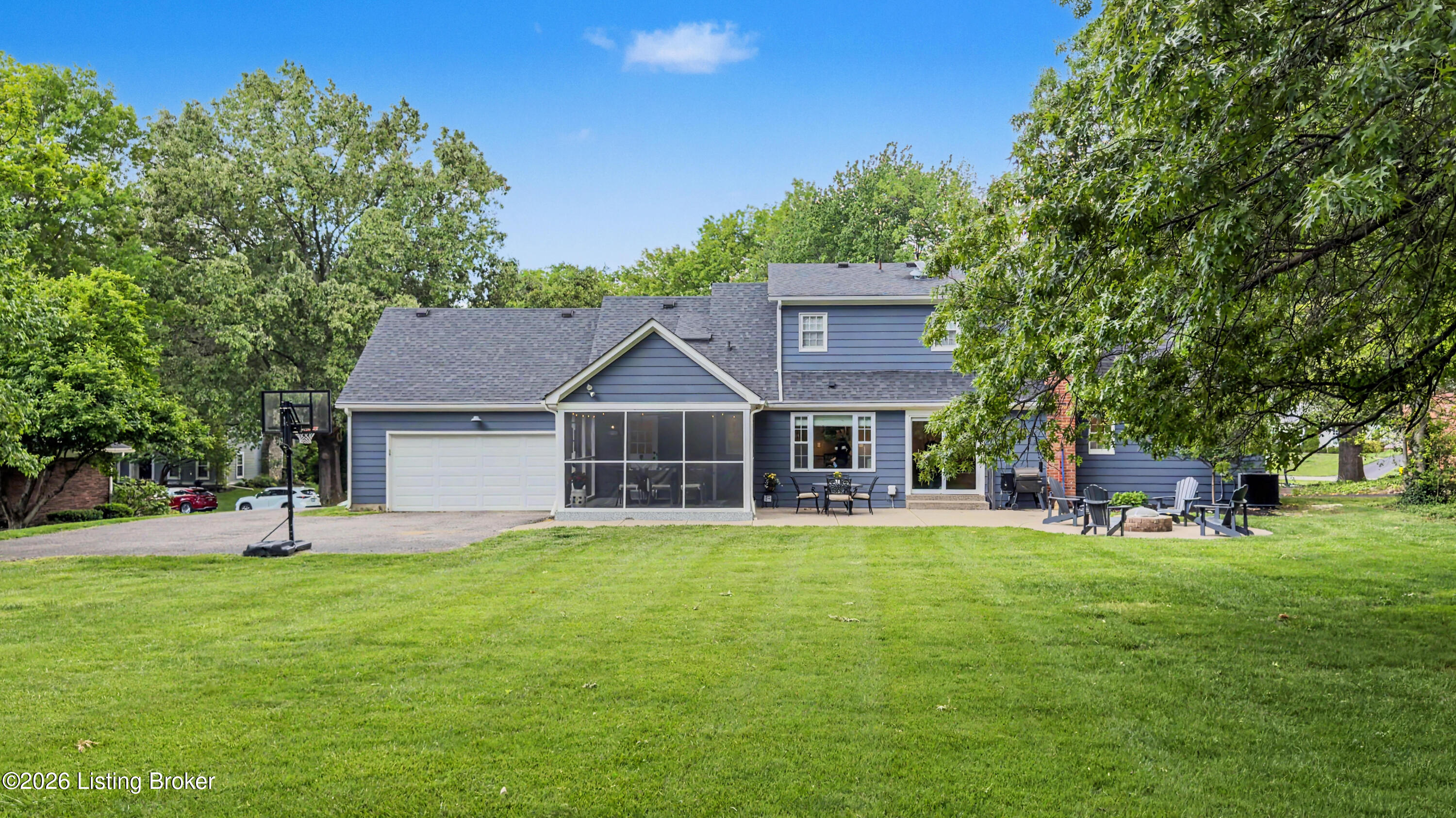 2413 Stayton Way
