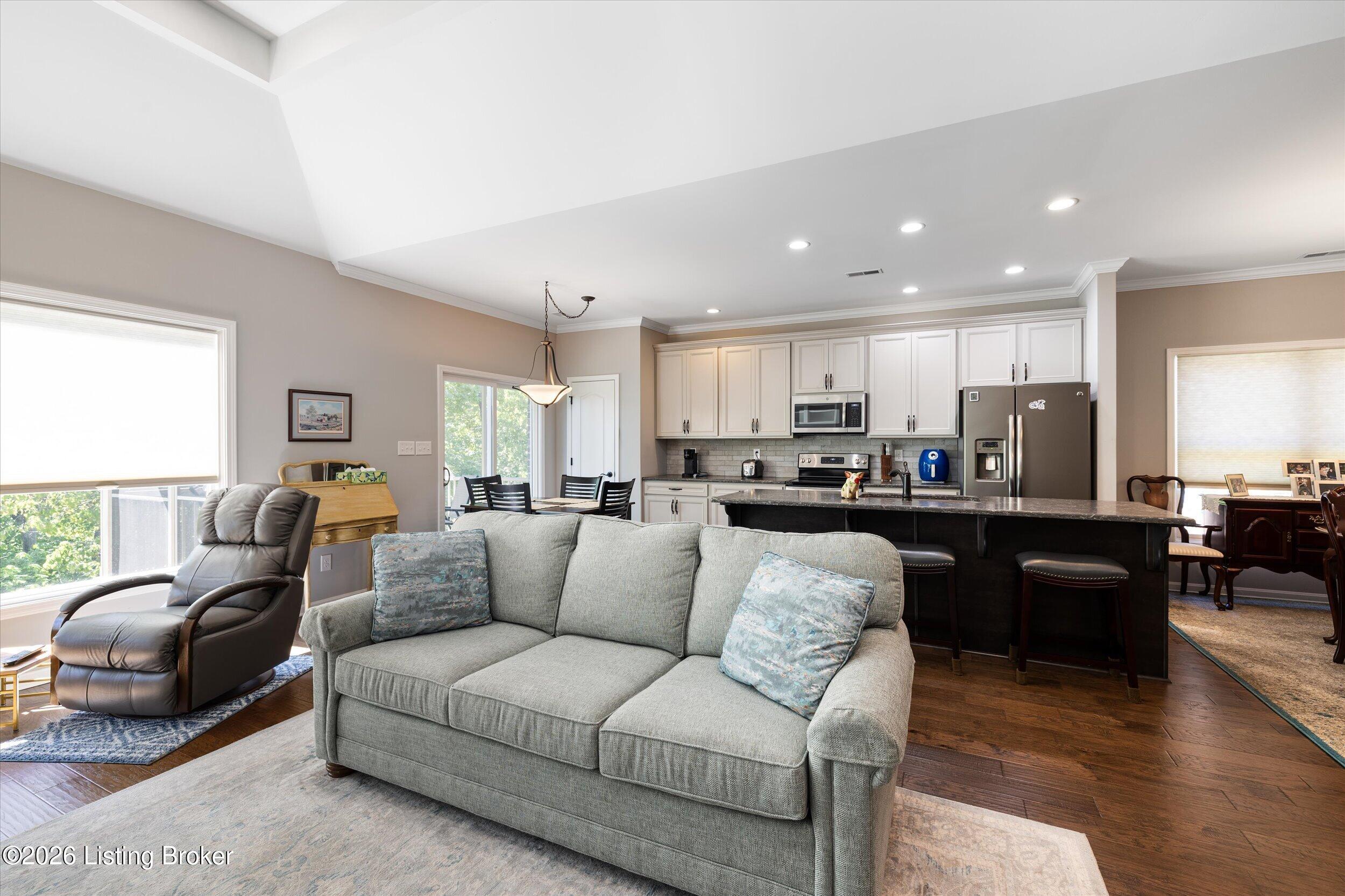 9328 Cross Meadows Cir