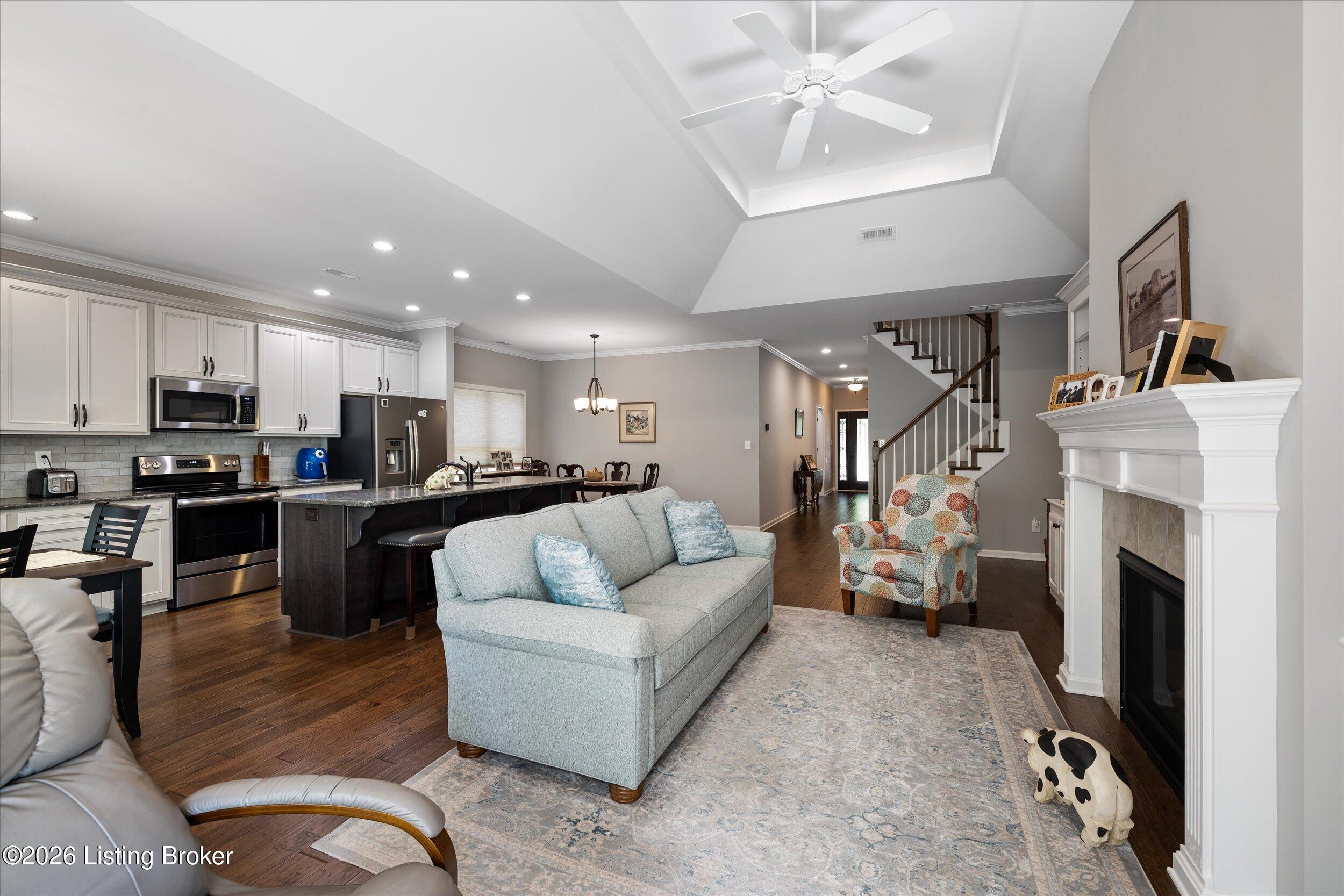 9328 Cross Meadows Cir