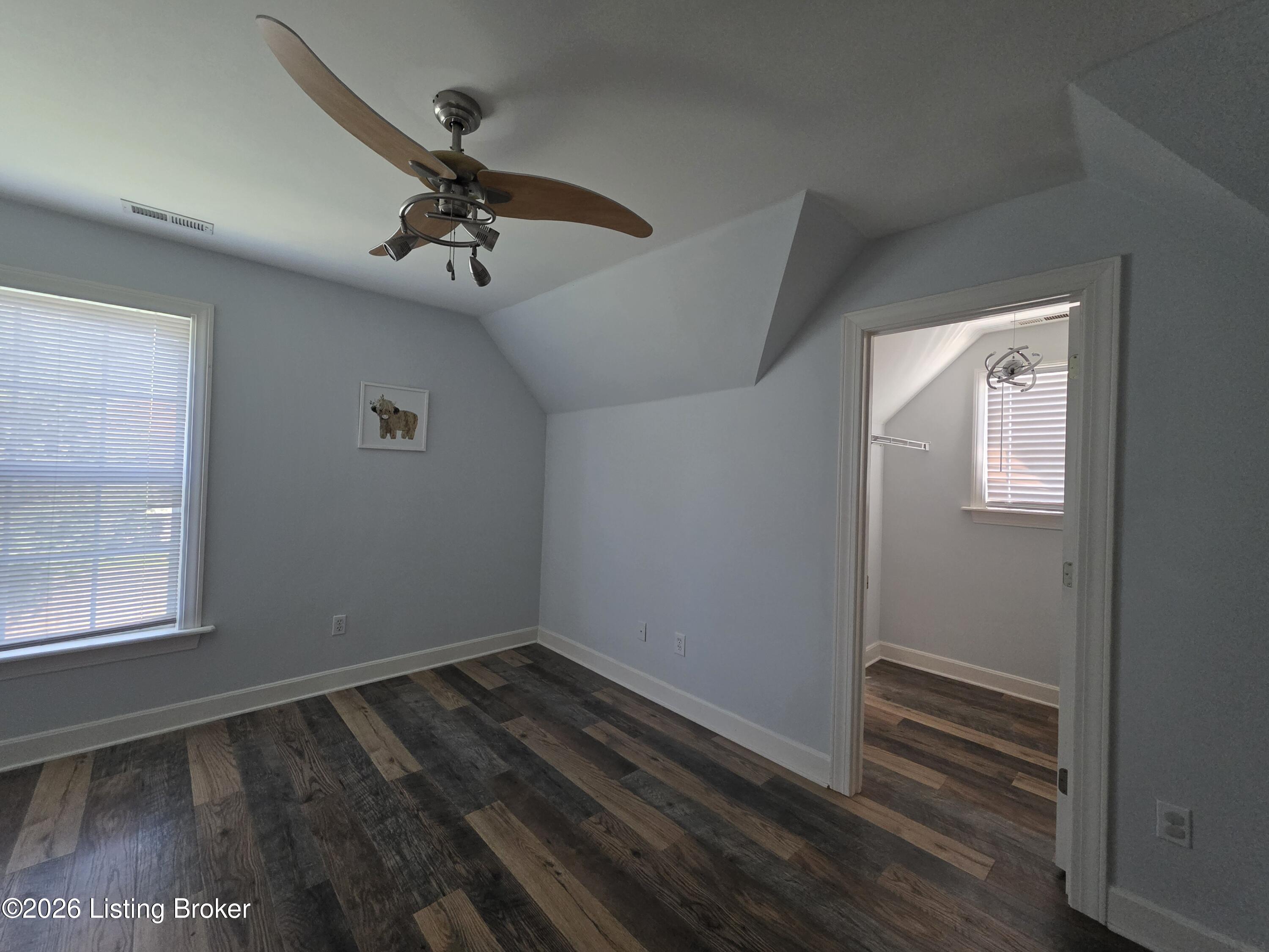 11315 Top Walnut