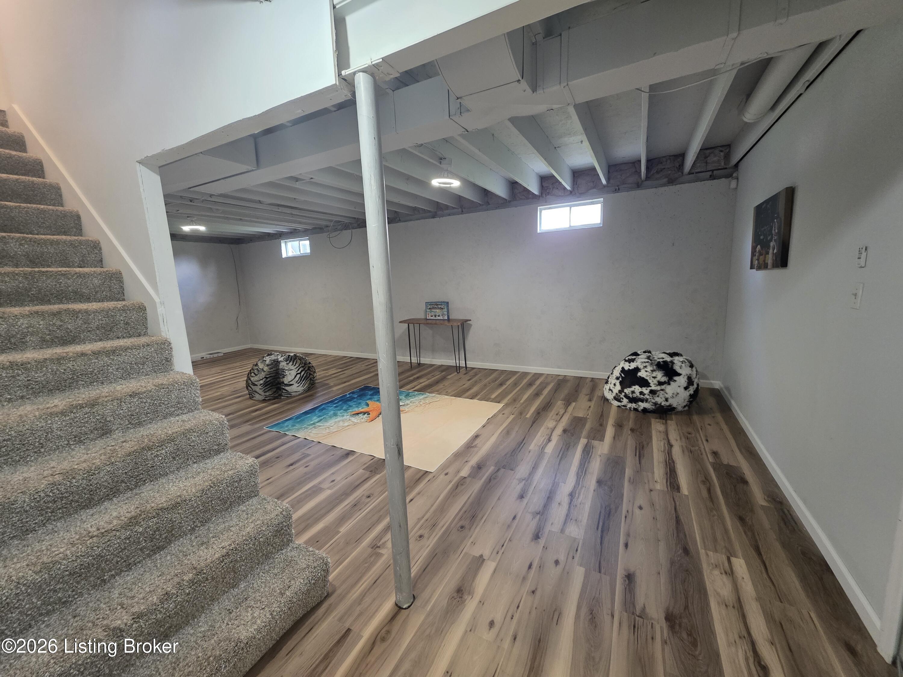 11315 Top Walnut