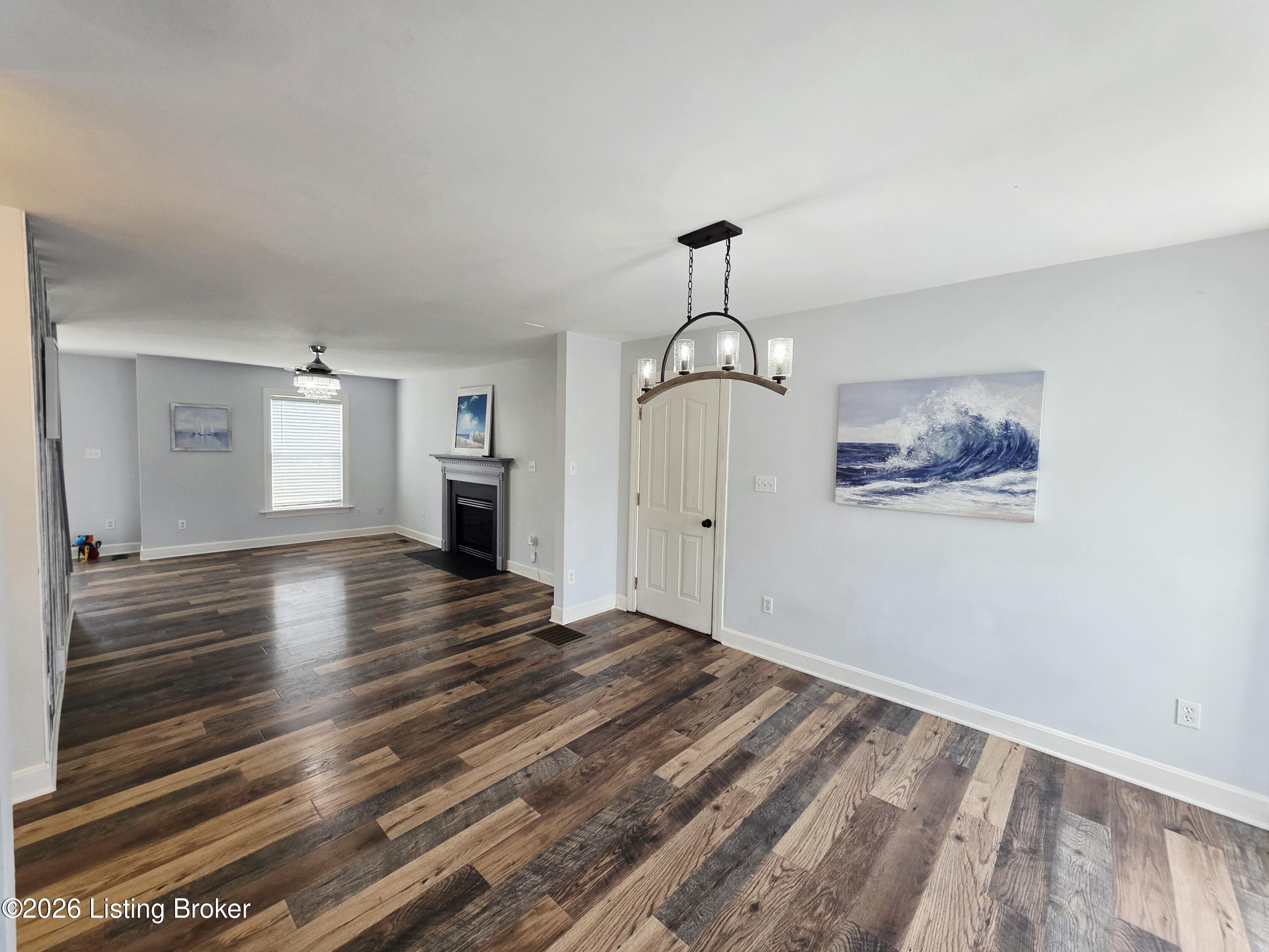 11315 Top Walnut