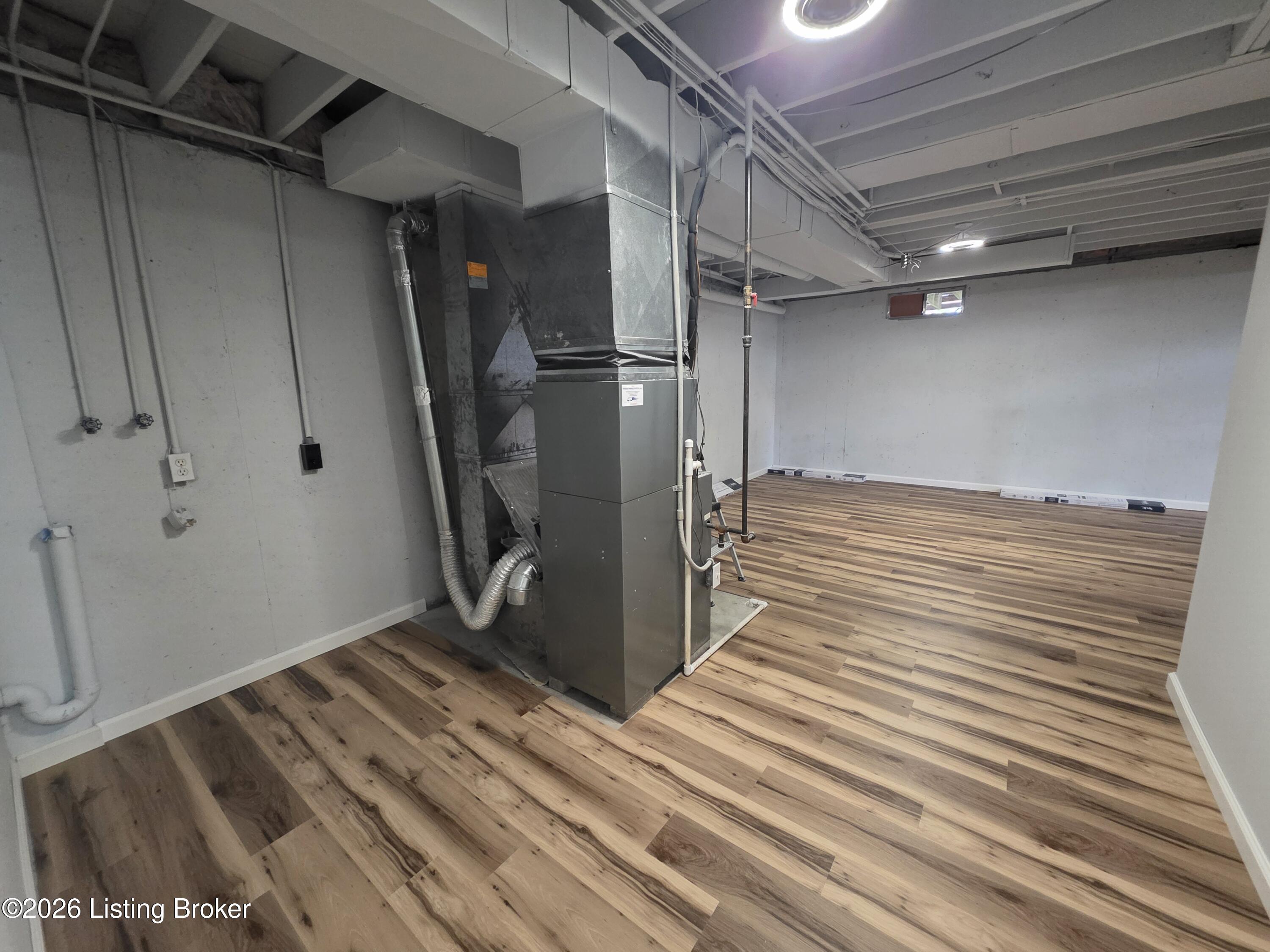11315 Top Walnut